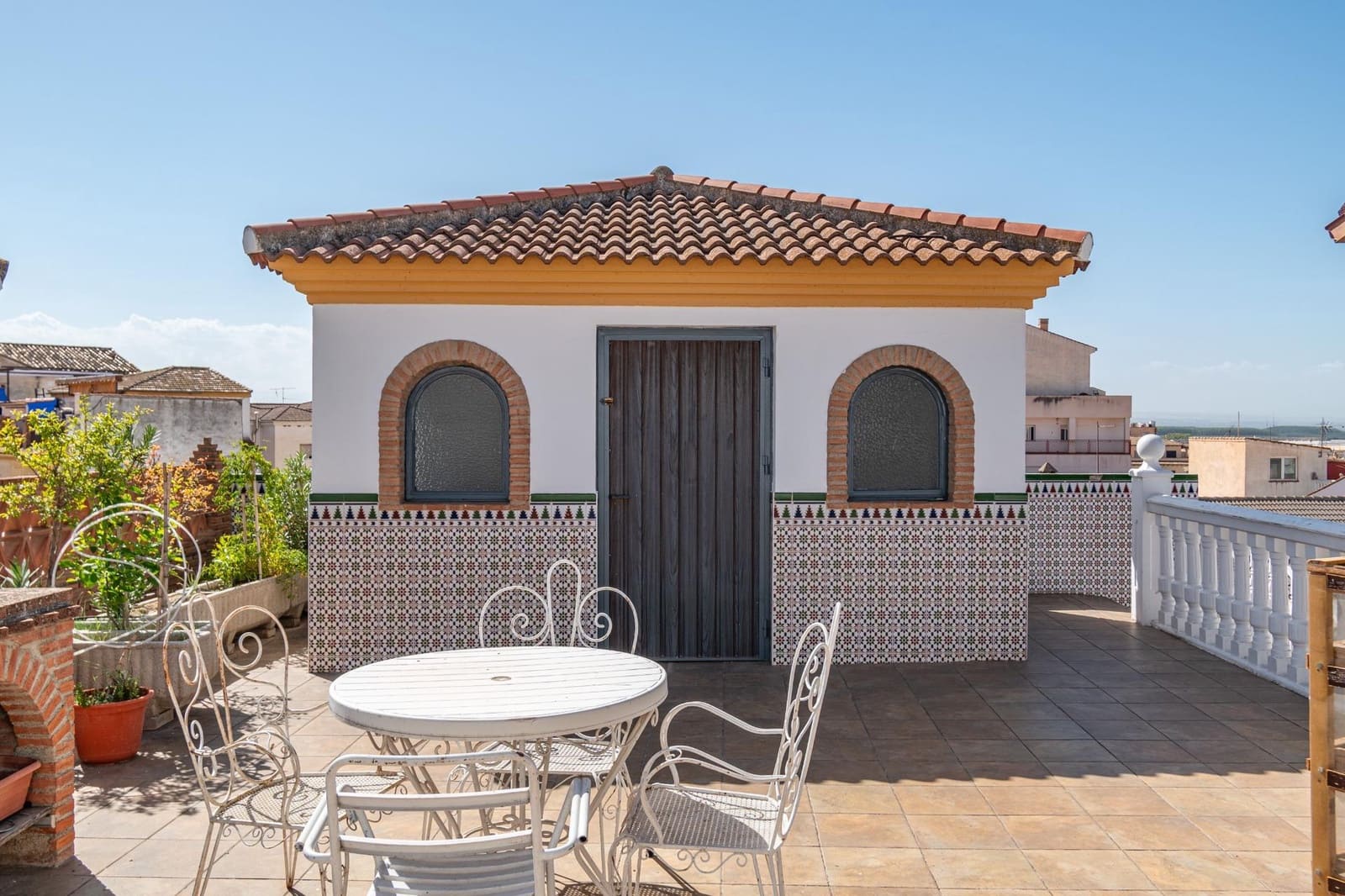 4 bedroom Terraced Villa for sale in Atarfe with pool - € 280,000 (Ref: 9326571)