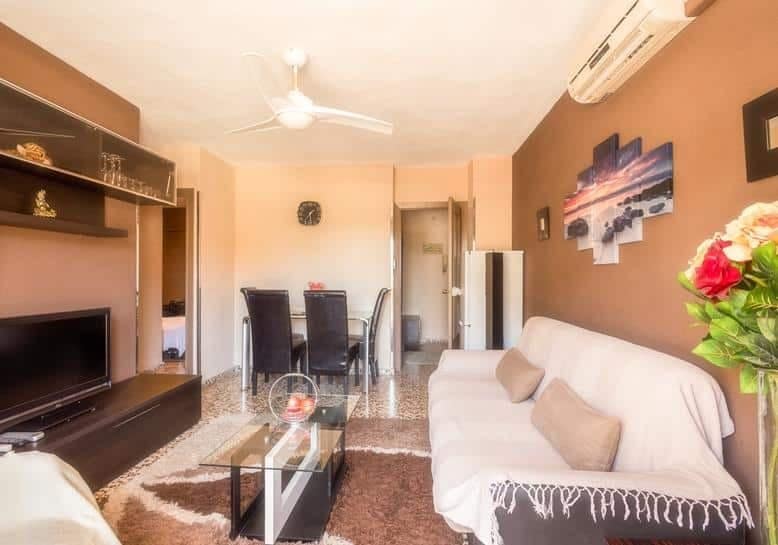 2 bedroom Apartment for sale in Punta Prima with pool - € 139,950 (Ref: 9338154)