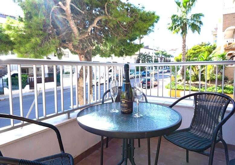 2 bedroom Apartment for sale in Punta Prima with pool - € 139,950 (Ref: 9338154)