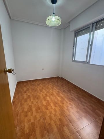 2 soveværelse Penthouse til salg i Playa de los Náufragos, Torrevieja - € 134.900 (Ref: 9338158)