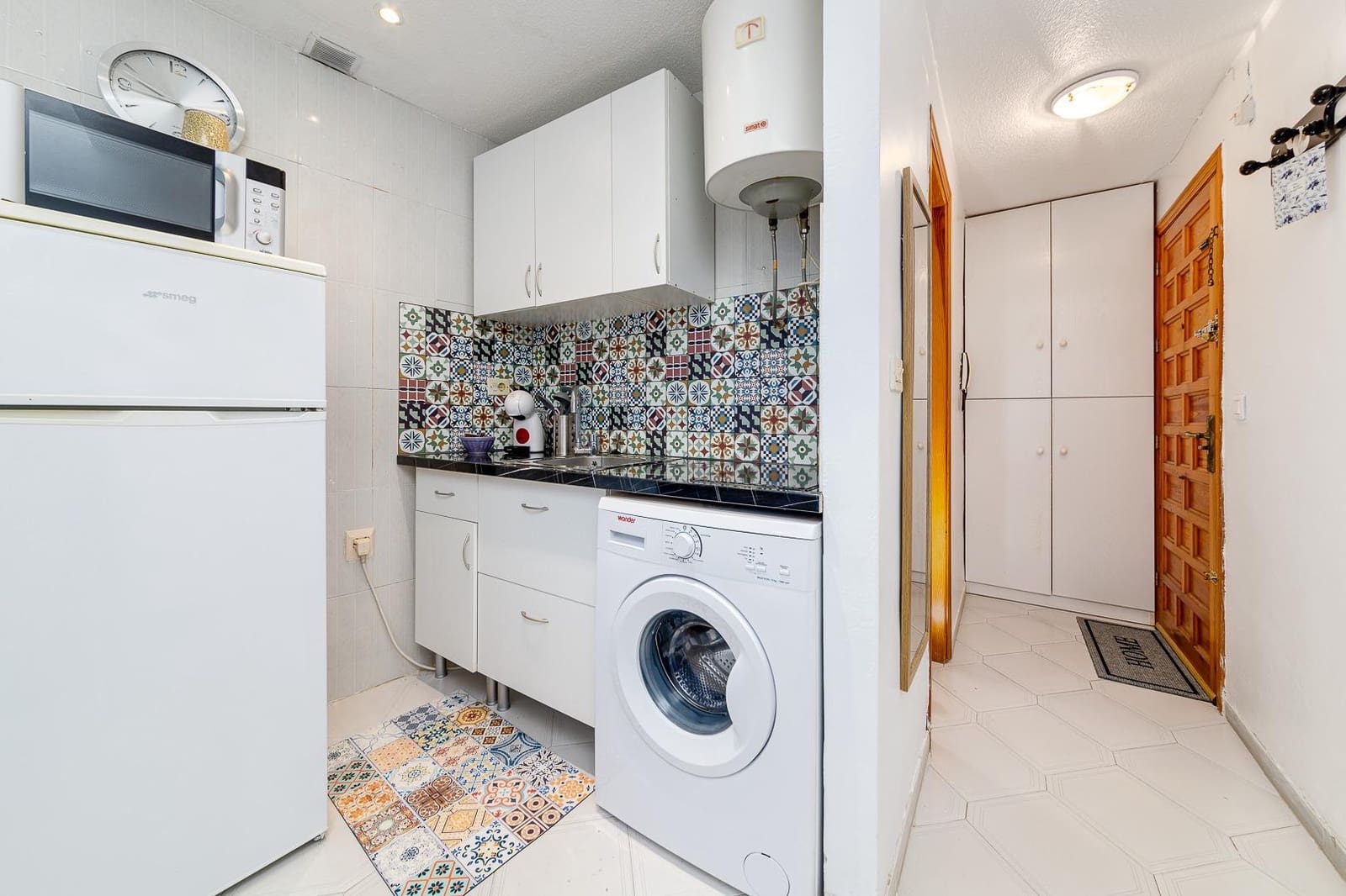 Studio for sale in Torrevieja - € 89,500 (Ref: 9338159)