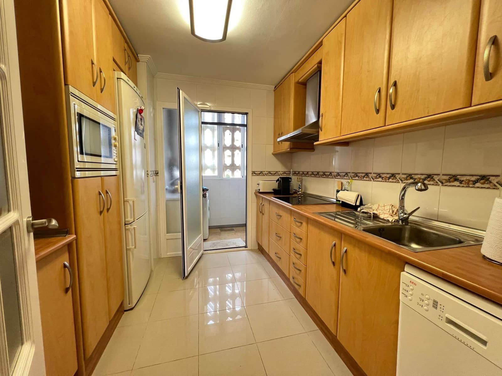 3 bedroom Flat for sale in Benidorm with pool - € 345,000 (Ref: 9338161)
