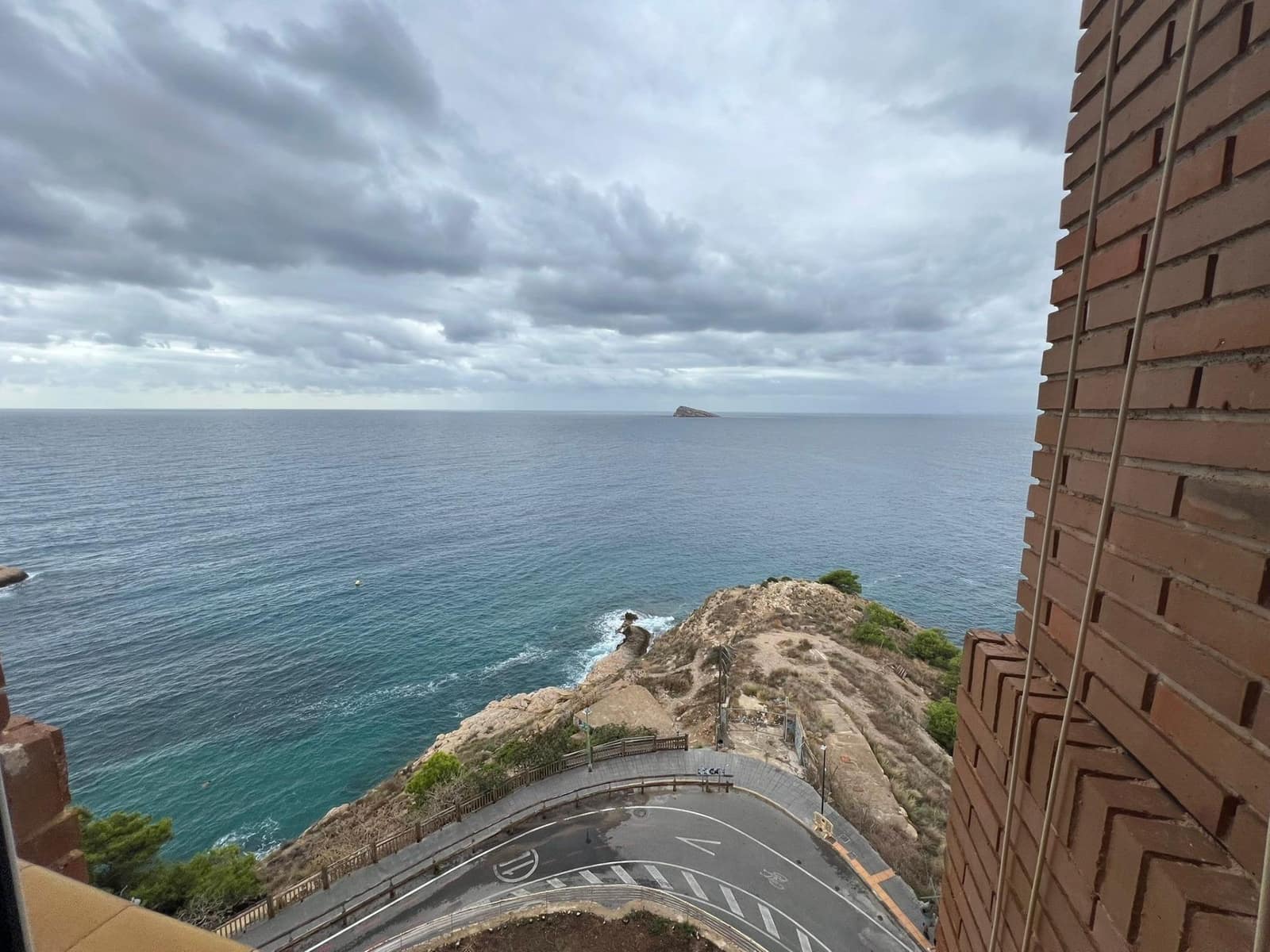 3 bedroom Flat for sale in Benidorm with pool - € 345,000 (Ref: 9338161)