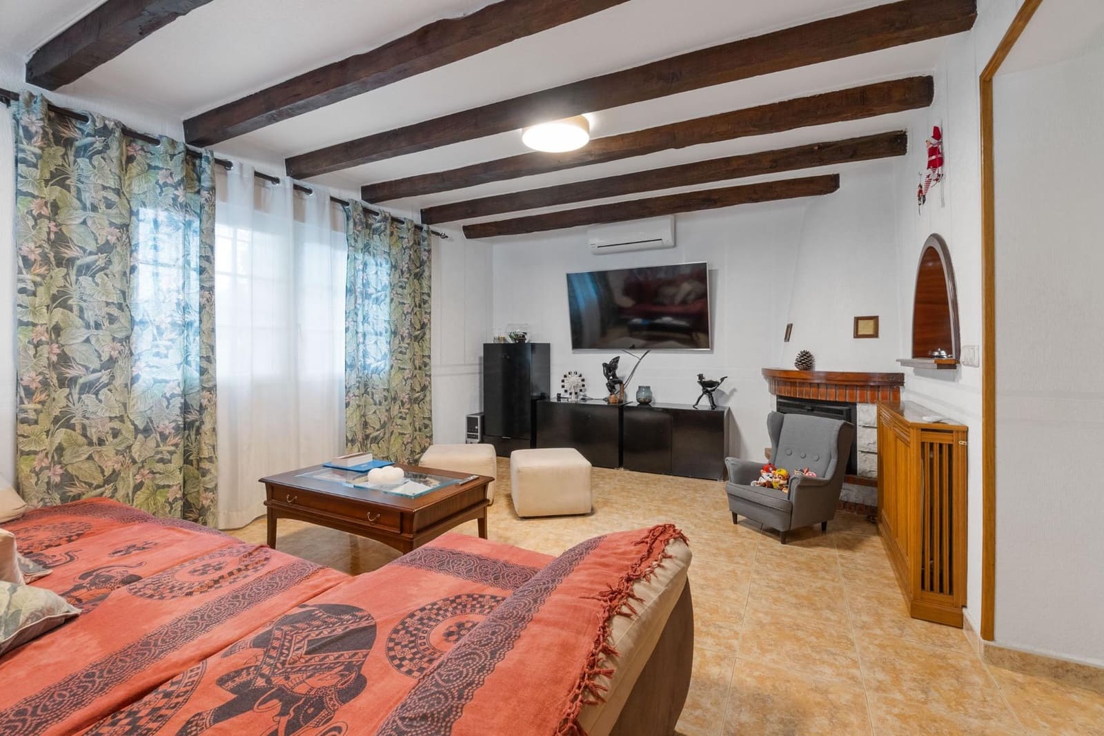 Chalet de 4 habitaciones en Los Balcones en venta con piscina garaje - 490.000 € (Ref: 9338164)