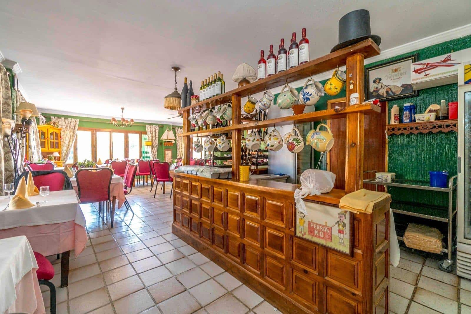 Kommersiell till salu i Torrevieja - 835 000 € (Ref: 9338176)