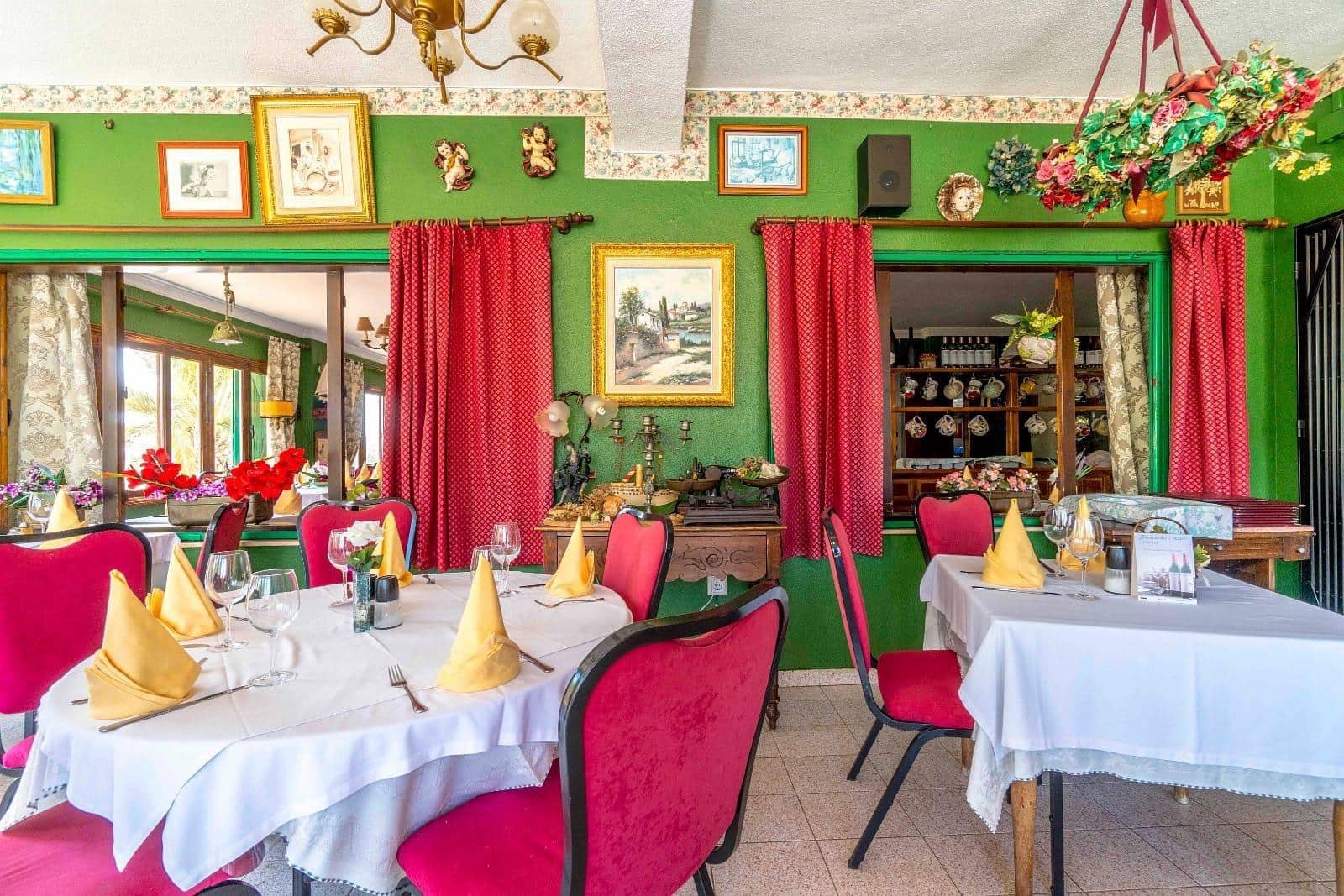 Kommersiell till salu i Torrevieja - 835 000 € (Ref: 9338176)