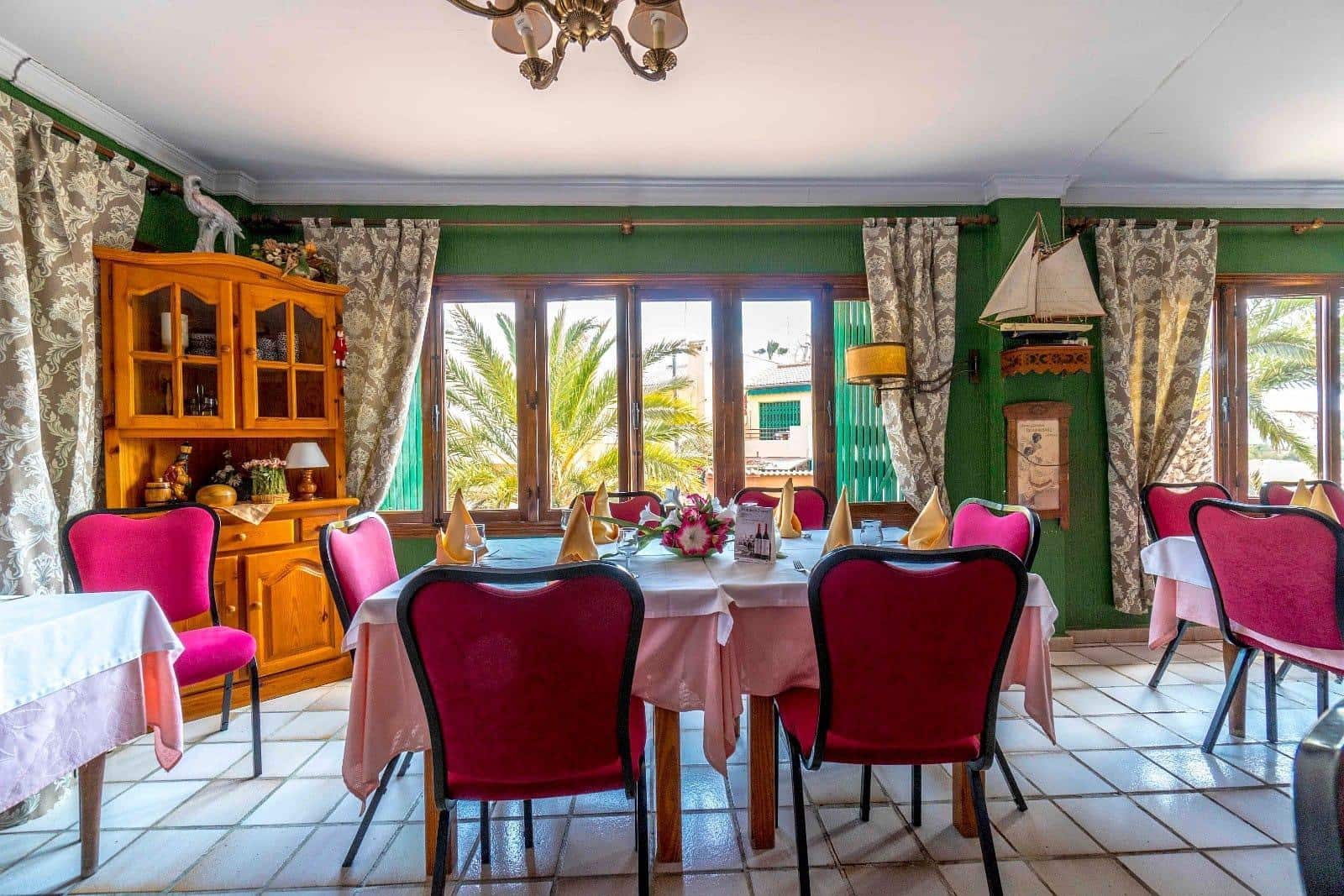 Kommersiell till salu i Torrevieja - 835 000 € (Ref: 9338176)