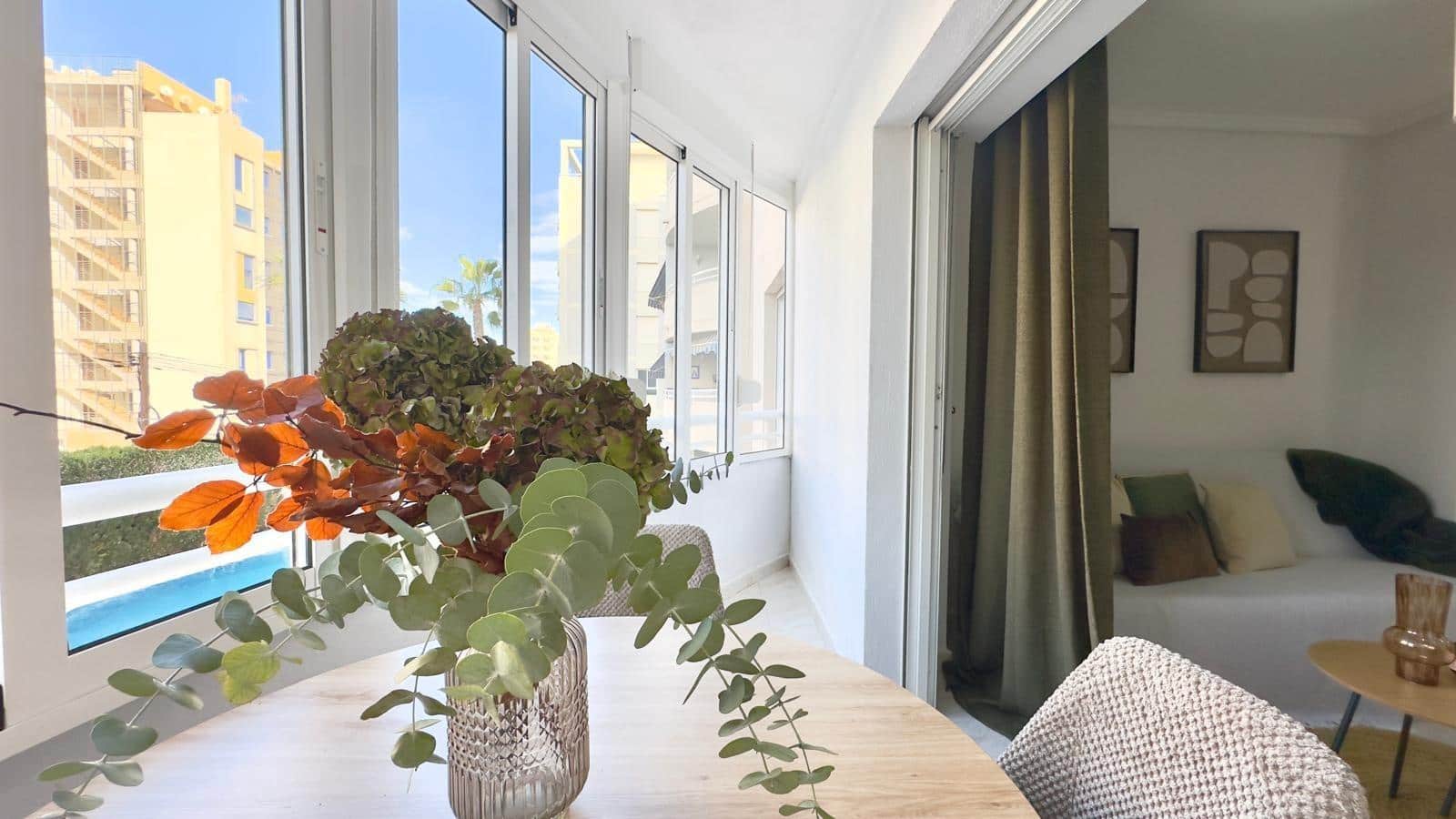 2 bedroom Apartment for sale in Torrevieja with pool - € 149,900 (Ref: 9338218)