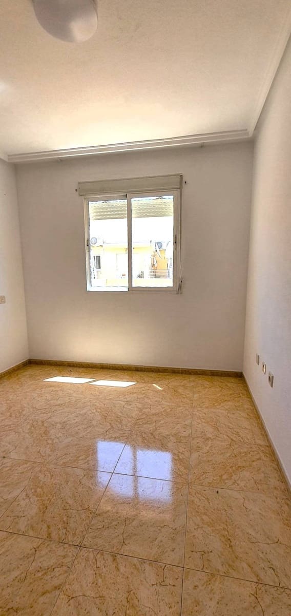 2 camera da letto Attico in vendita in Torrevieja con piscina - 137.900 € (Rif: 9338231)