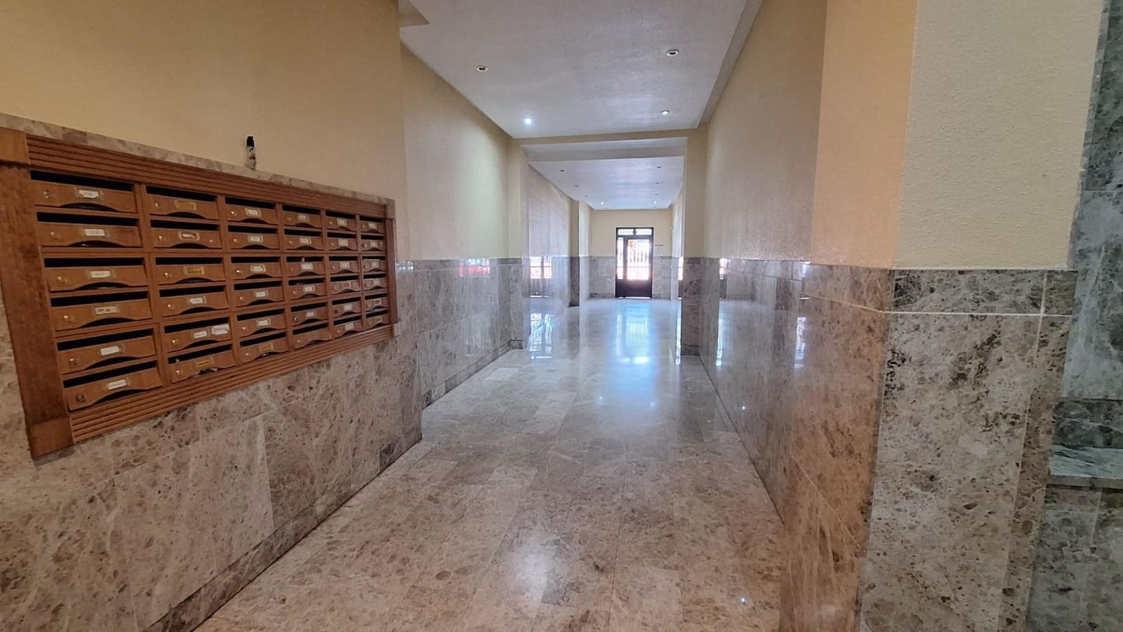 2 bedroom Apartment for sale in Torrevieja - € 149,000 (Ref: 9338238)