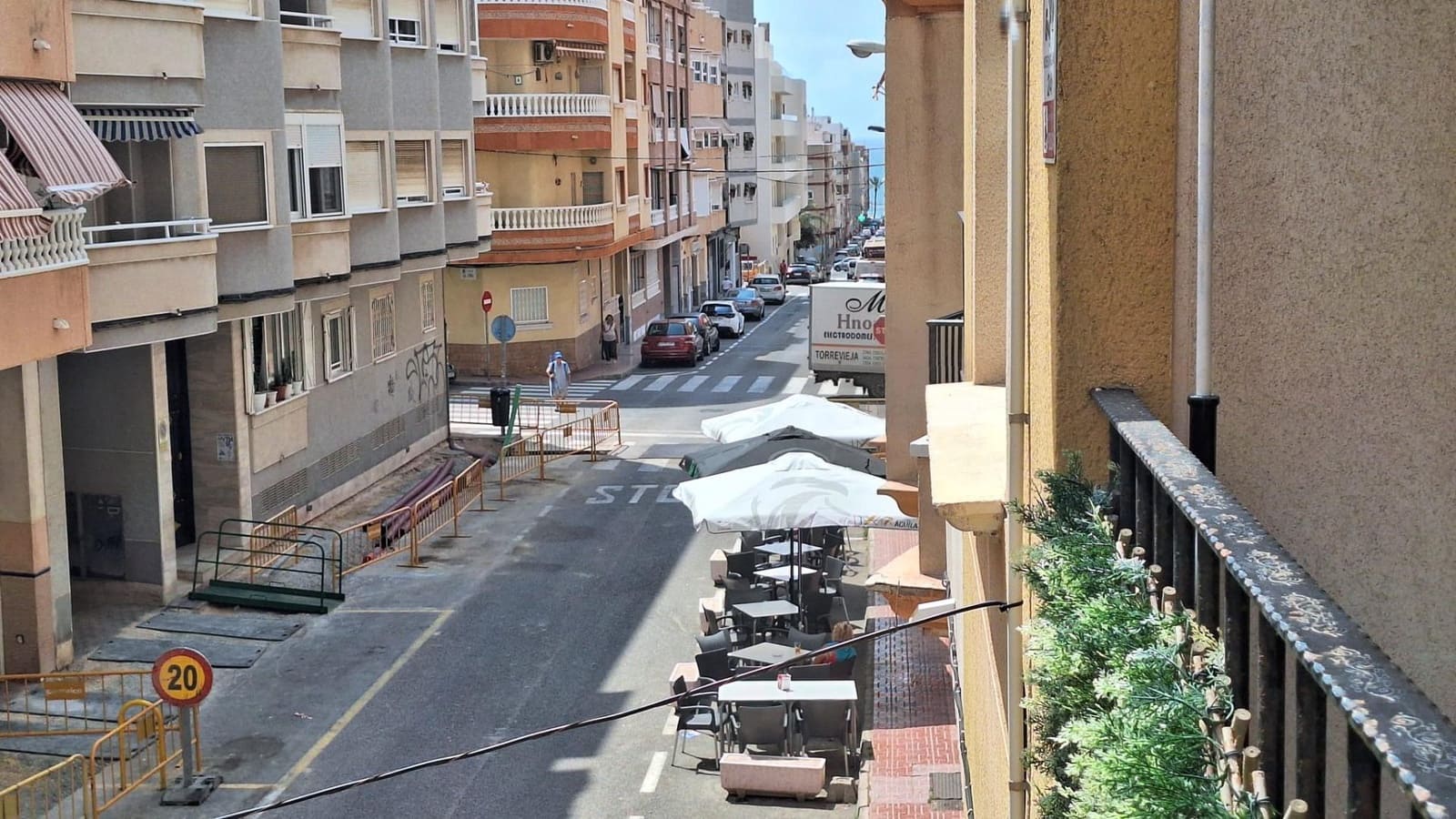 2 bedroom Apartment for sale in Torrevieja - € 149,000 (Ref: 9338238)