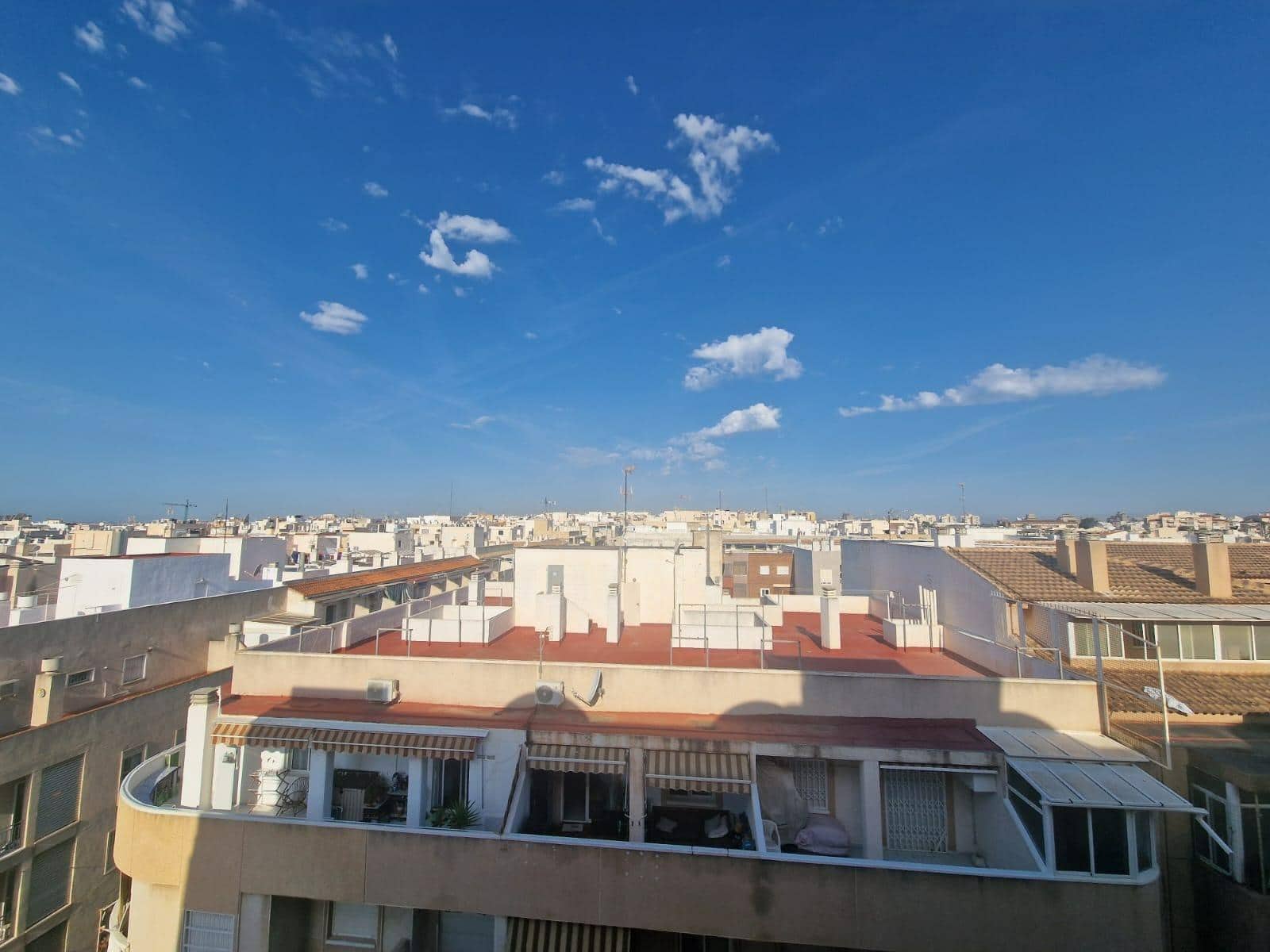 Apartamento en Torrevieja en venta - 69.900 € (Ref: 9338241)