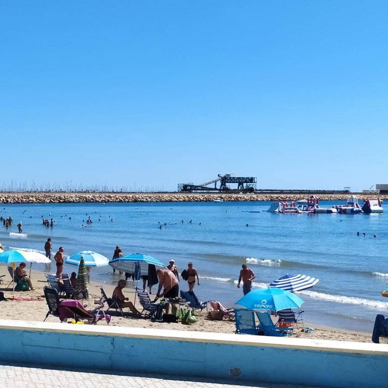 1 quarto Apartamento para venda em Torrevieja com piscina - 98 000 € (Ref: 9338274)