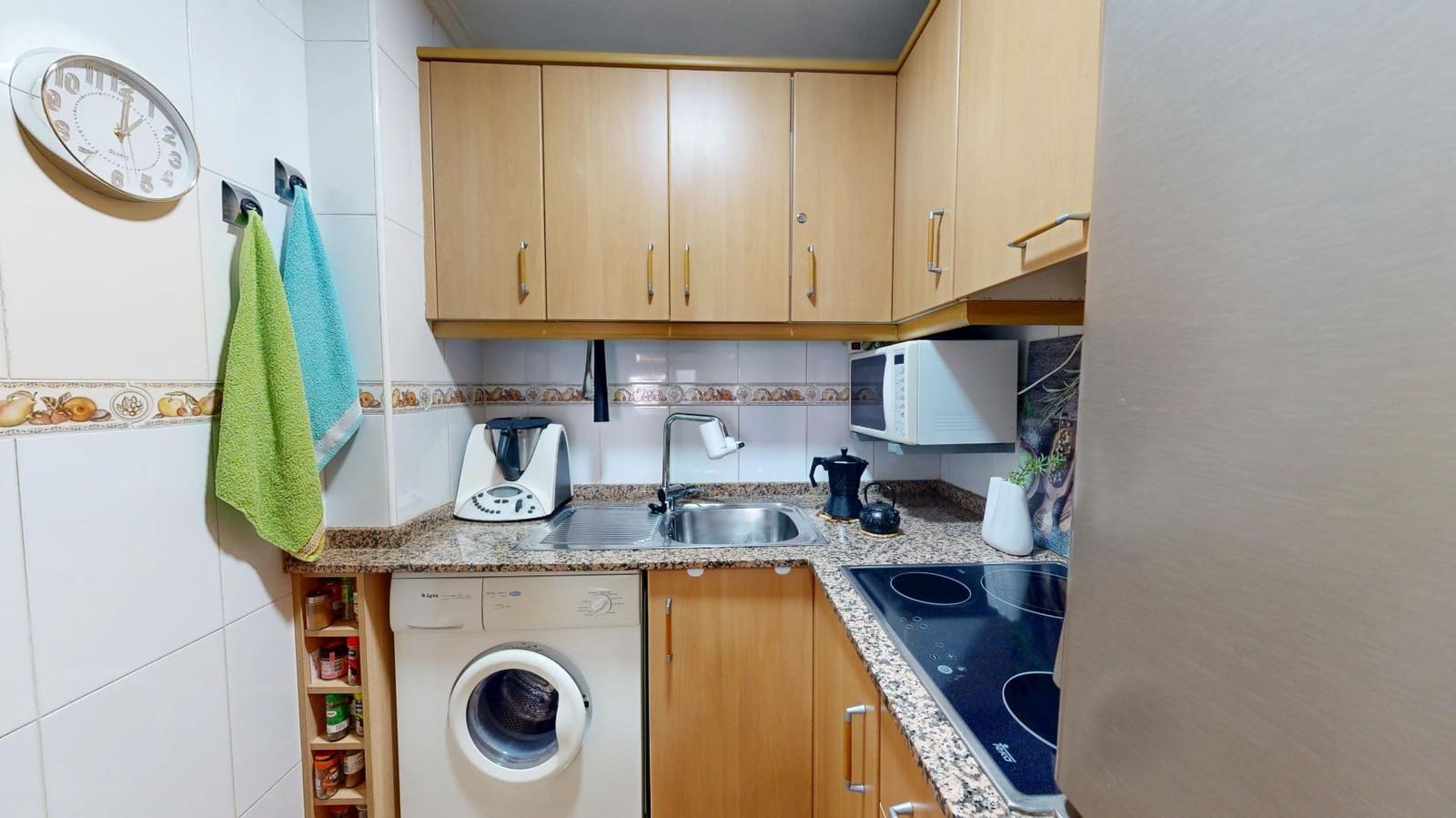 1 bedroom Apartment for sale in Torrevieja - € 115,990 (Ref: 9338281)