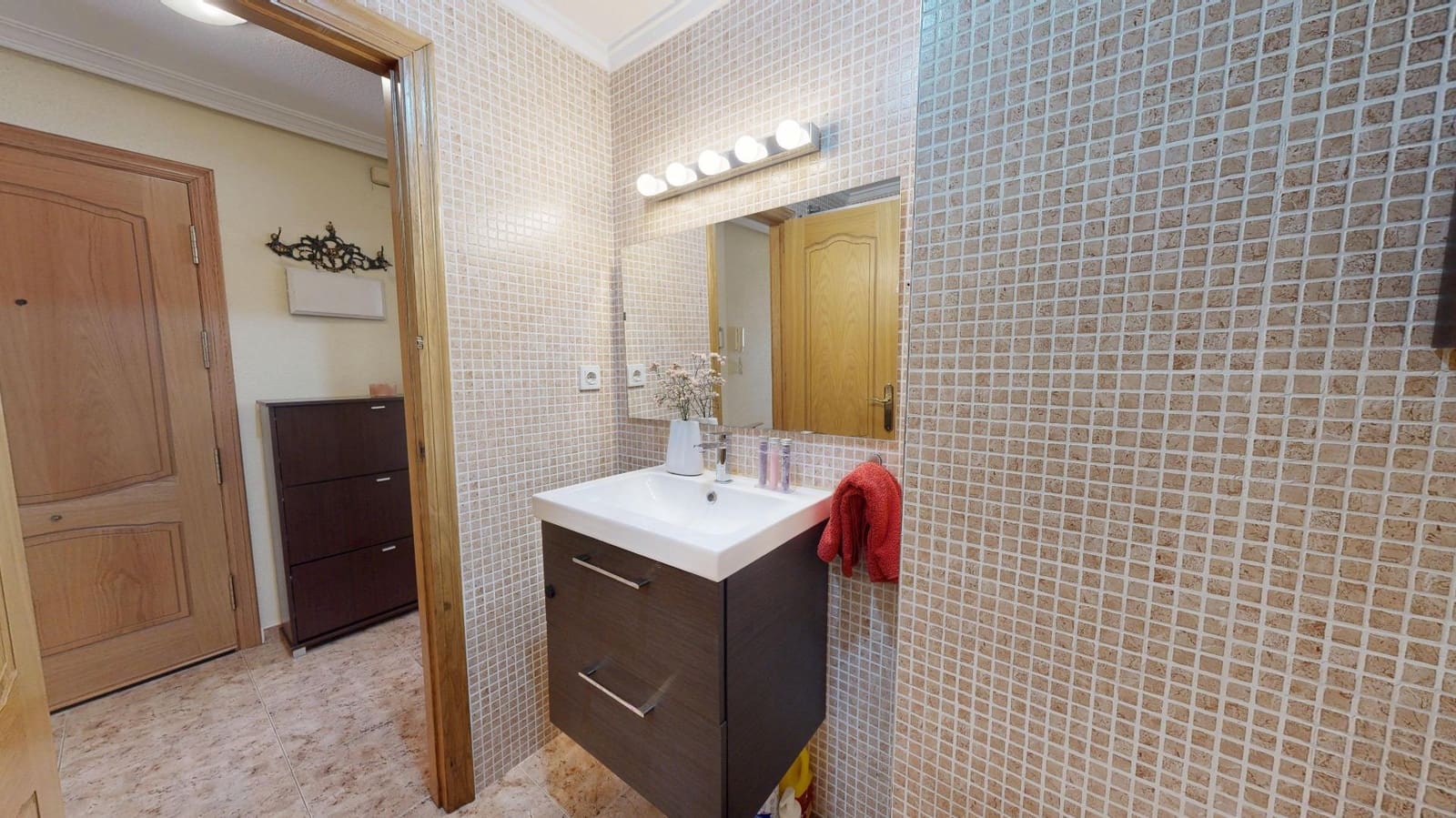 1 bedroom Apartment for sale in Torrevieja - € 115,990 (Ref: 9338281)