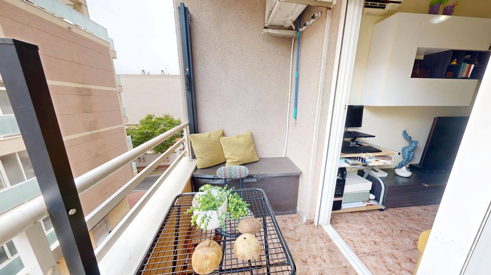 1 bedroom Apartment for sale in Torrevieja - € 115,990 (Ref: 9338281)