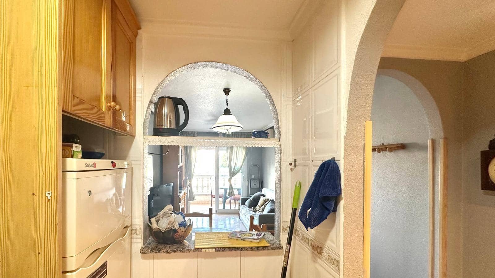 2 makuuhuone Huoneisto myytävänä paikassa Torrevieja mukana uima-altaan - 119 900 € (Ref: 9338301)