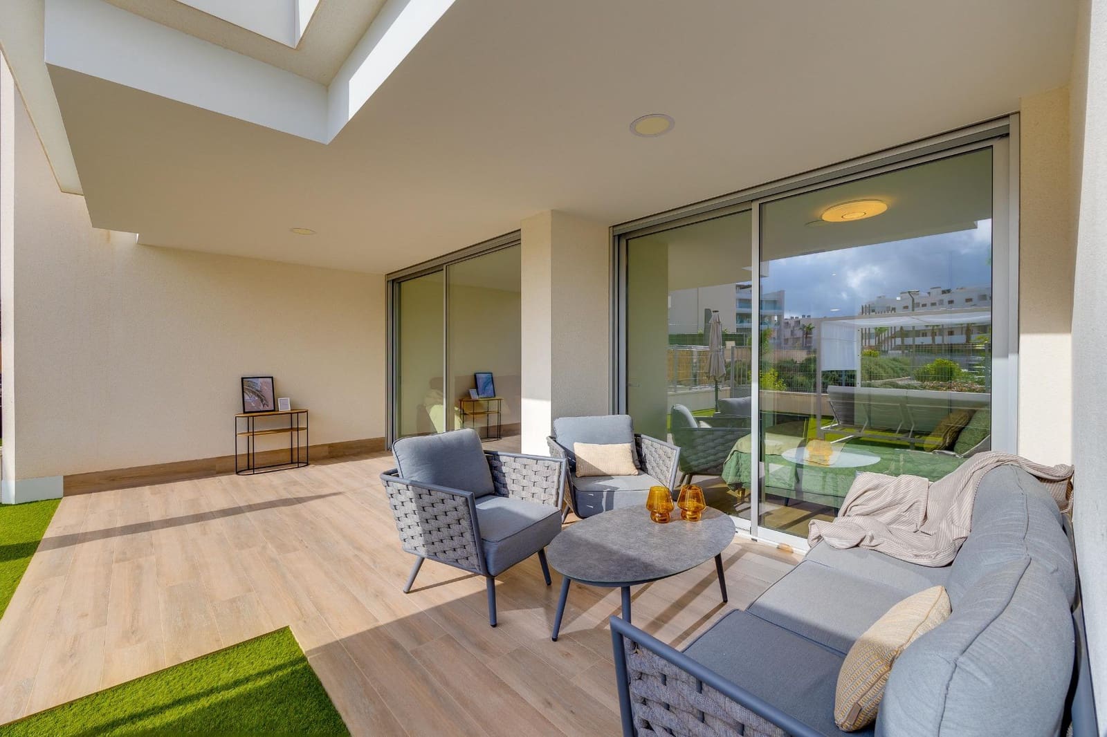 2 sovrum Lägenhet till salu i Orihuela Costa med pool - 320 000 € (Ref: 9338318)