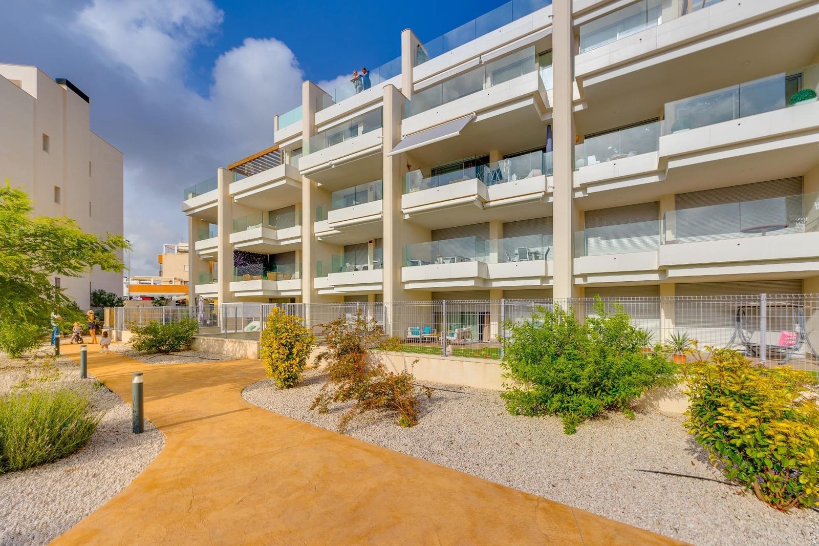 2 sovrum Lägenhet till salu i Orihuela Costa med pool - 320 000 € (Ref: 9338318)