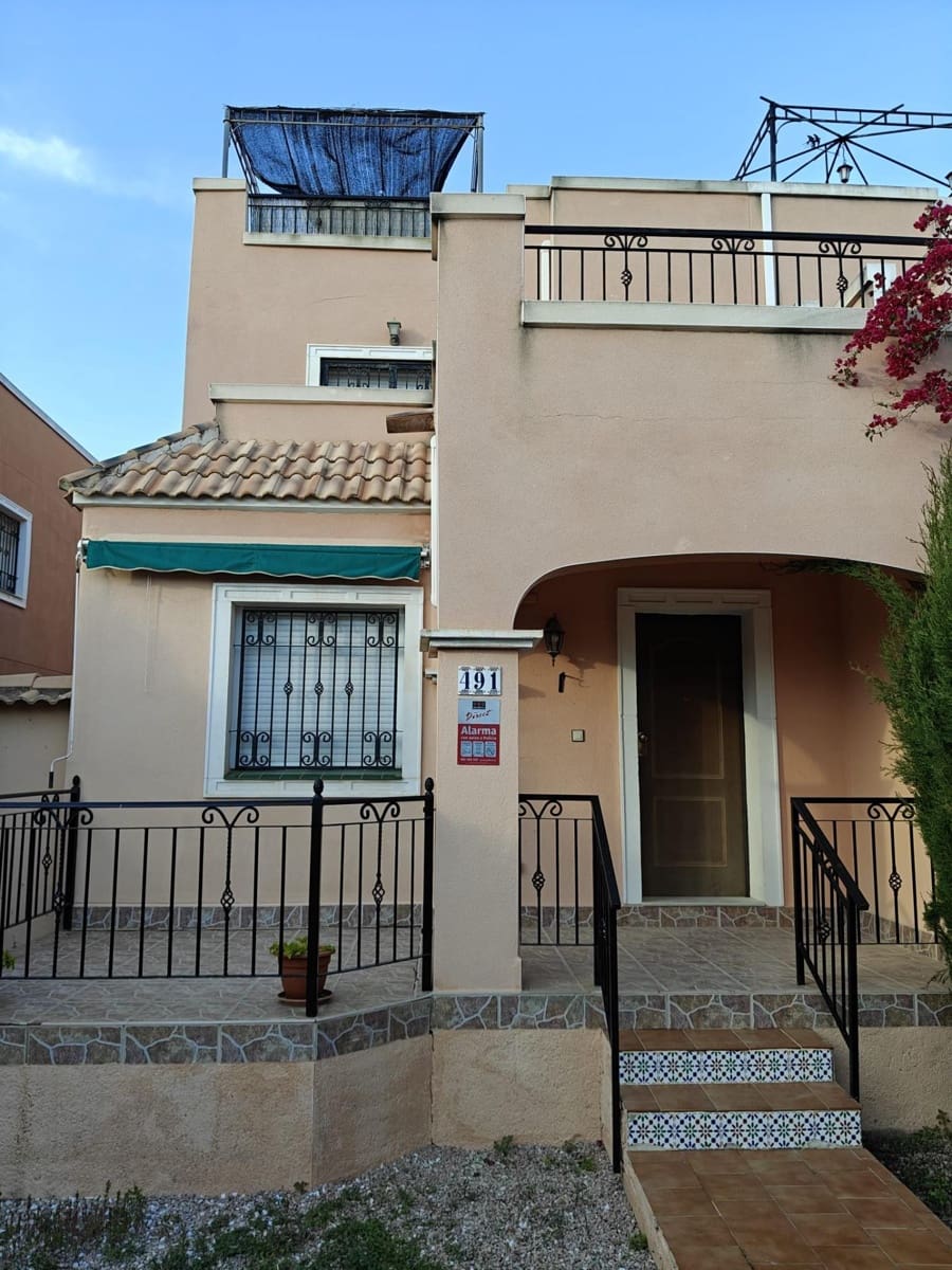 3 makuuhuone Huvila myytävänä paikassa Los Montesinos - 179 990 € (Ref: 9338327)