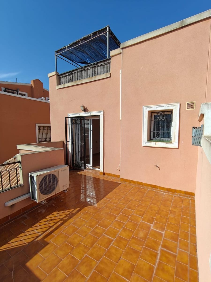 3 makuuhuone Huvila myytävänä paikassa Los Montesinos - 179 990 € (Ref: 9338327)