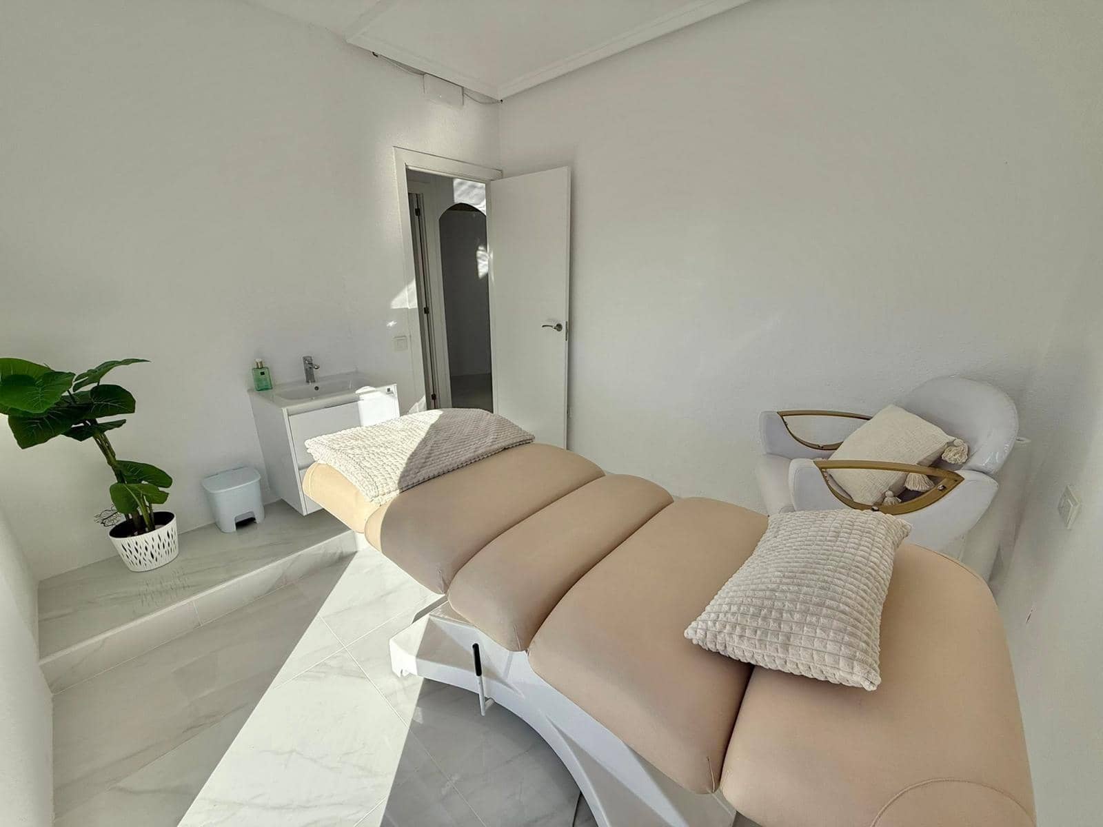 Biznes na sprzedaż w Lo Pepin - 1 020 000 € (Ref: 9338353)