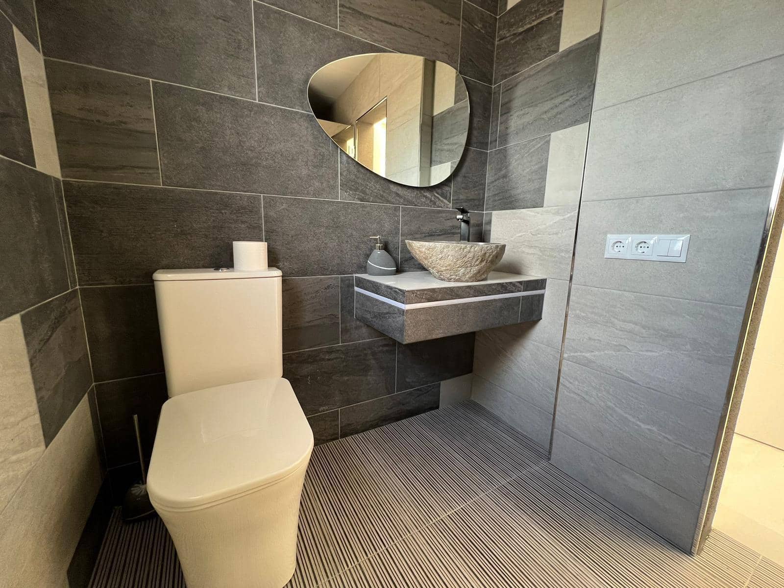 Biznes na sprzedaż w Lo Pepin - 1 020 000 € (Ref: 9338353)