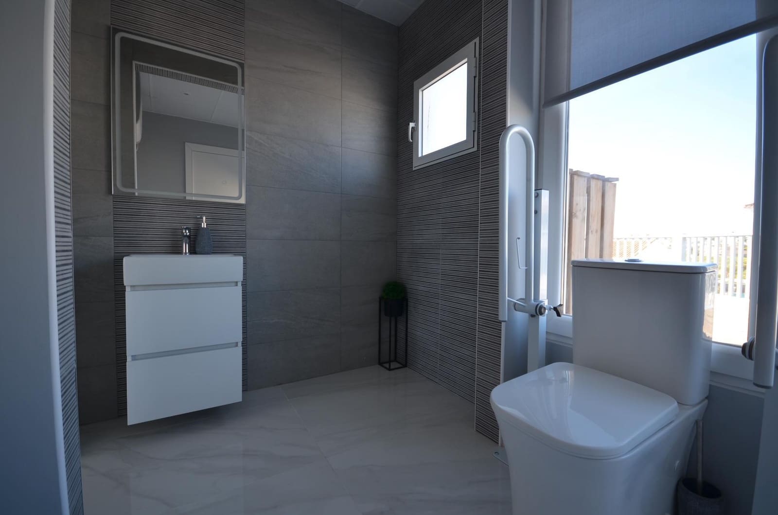 Biznes na sprzedaż w Lo Pepin - 1 020 000 € (Ref: 9338353)