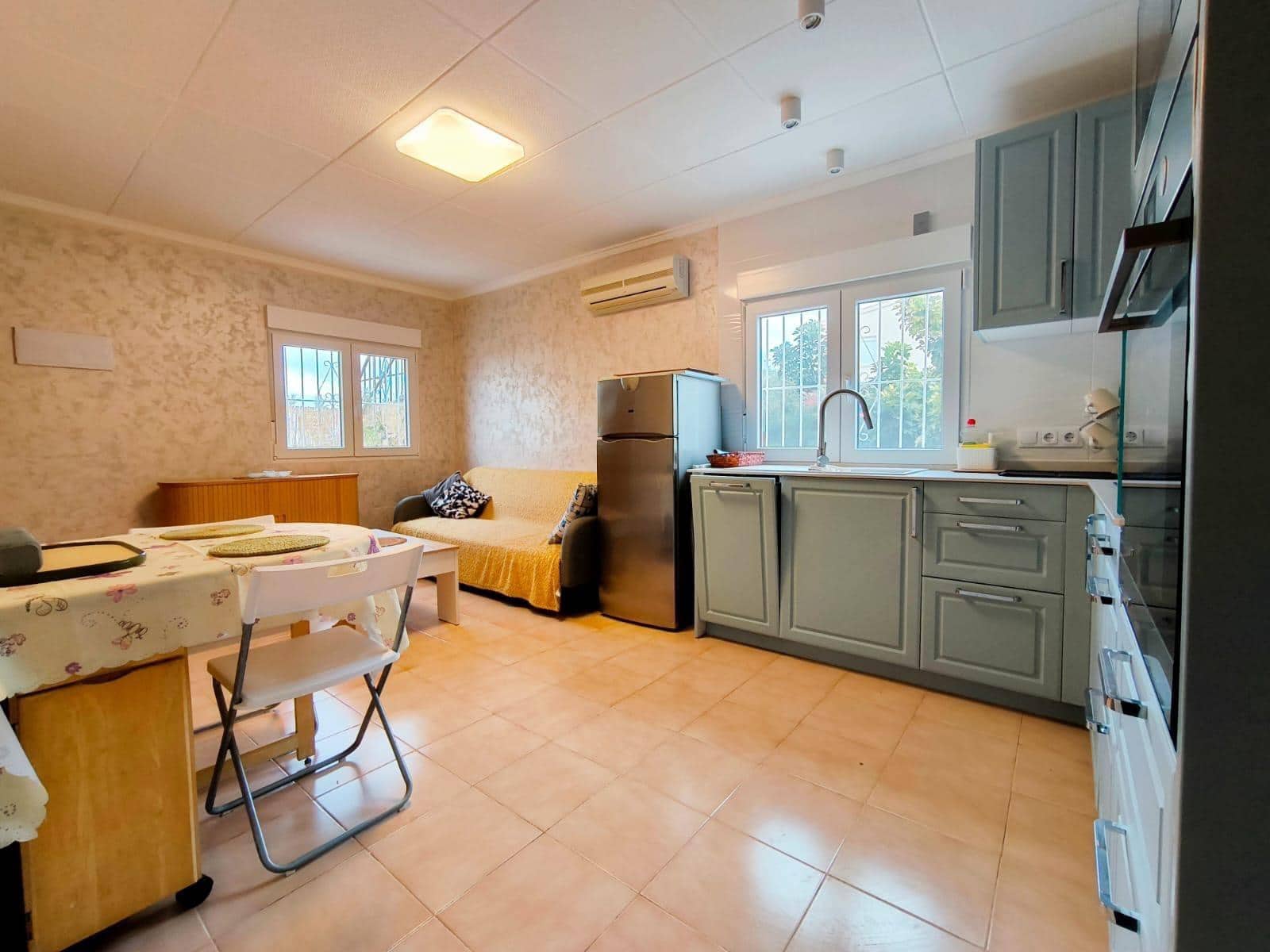 Casa de 2 habitaciones en San Fulgencio en venta - 133.000 € (Ref: 9338392)