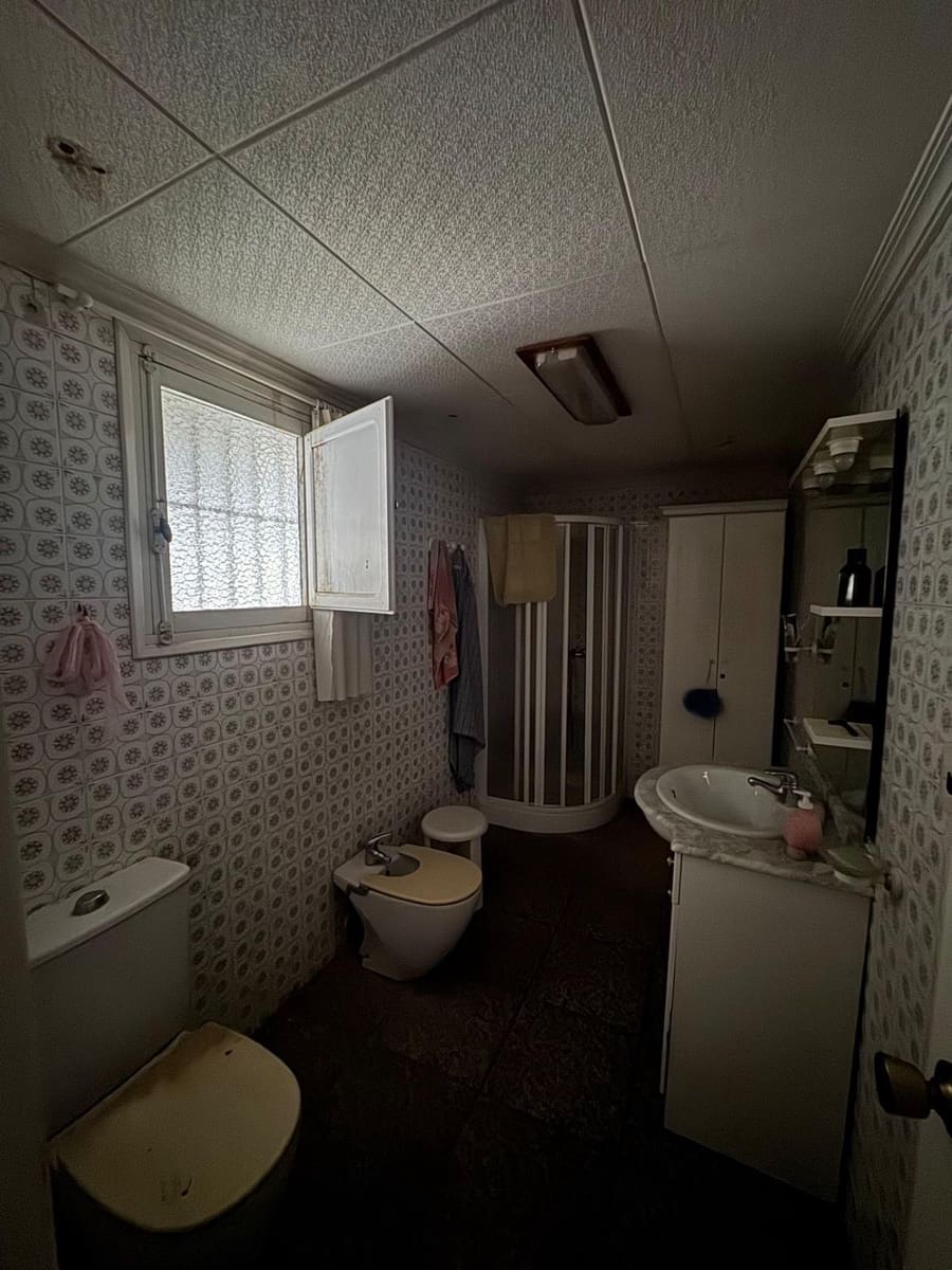 Casa de 3 habitaciones en Orihuela en venta - 84.000 € (Ref: 9338394)