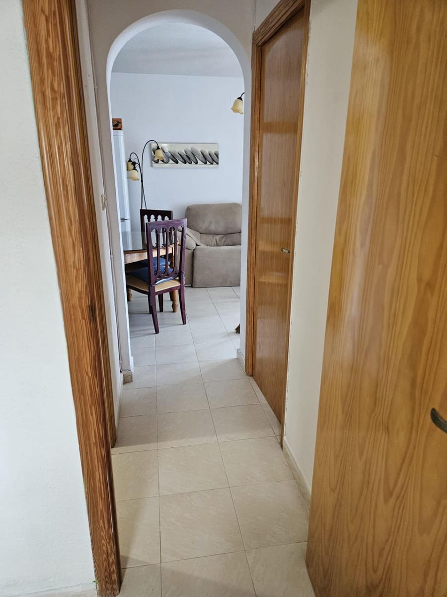 Casa de 3 habitaciones en Torrevieja en venta con piscina - 144.000 € (Ref: 9338397)