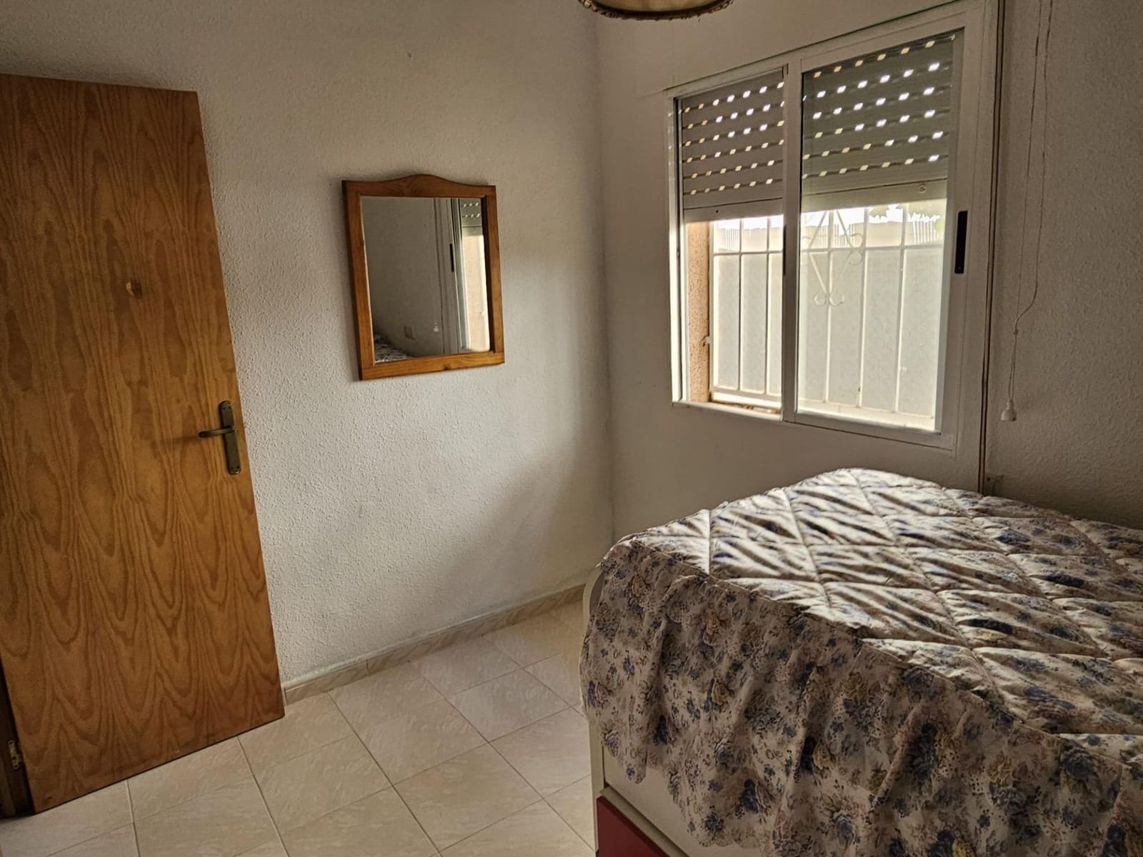 Casa de 3 habitaciones en Torrevieja en venta con piscina - 144.000 € (Ref: 9338397)