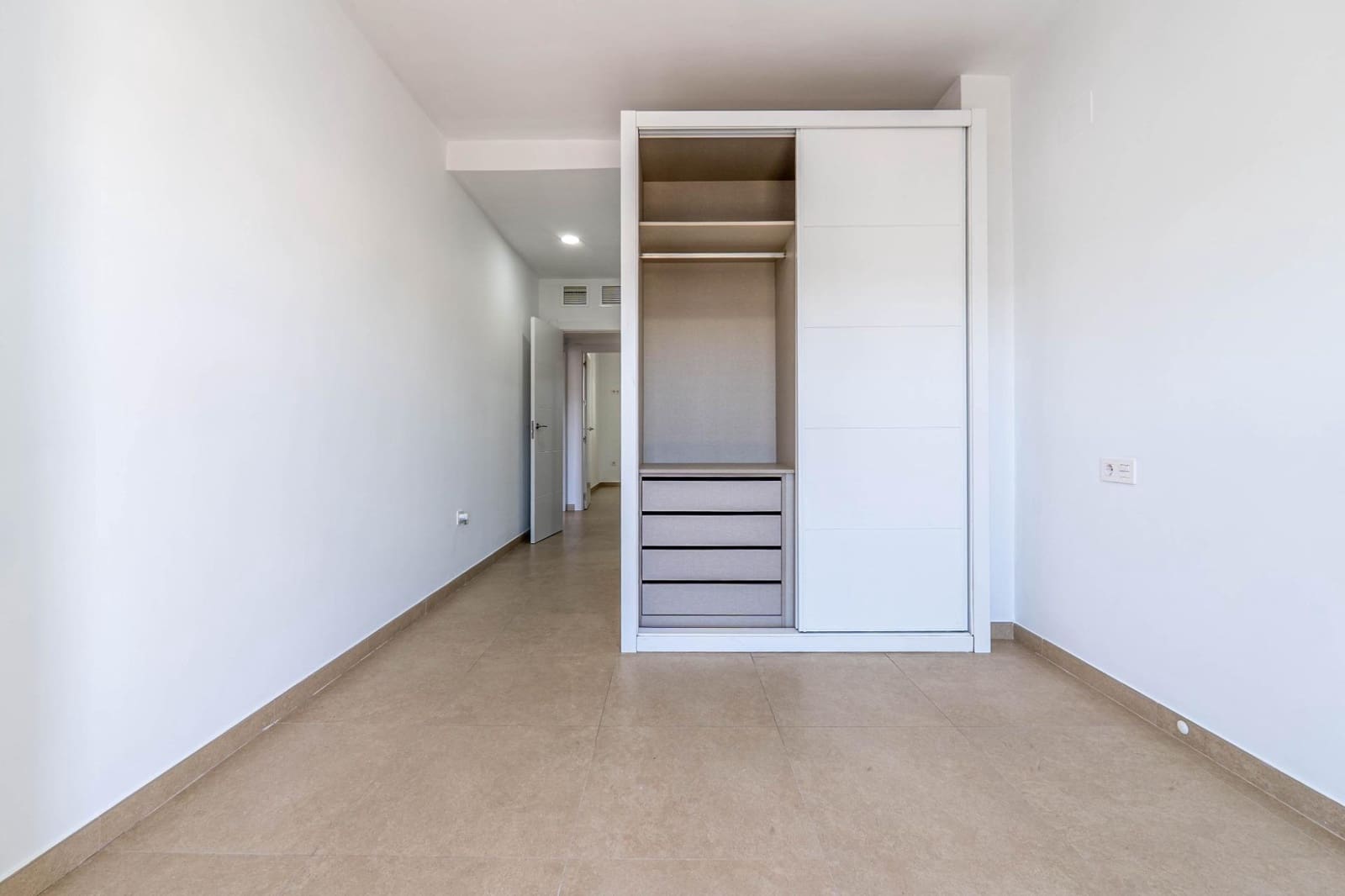 2 slaapkamer Flat te koop in Armilla met zwembad garage - € 350.000 (Ref: 9411083)