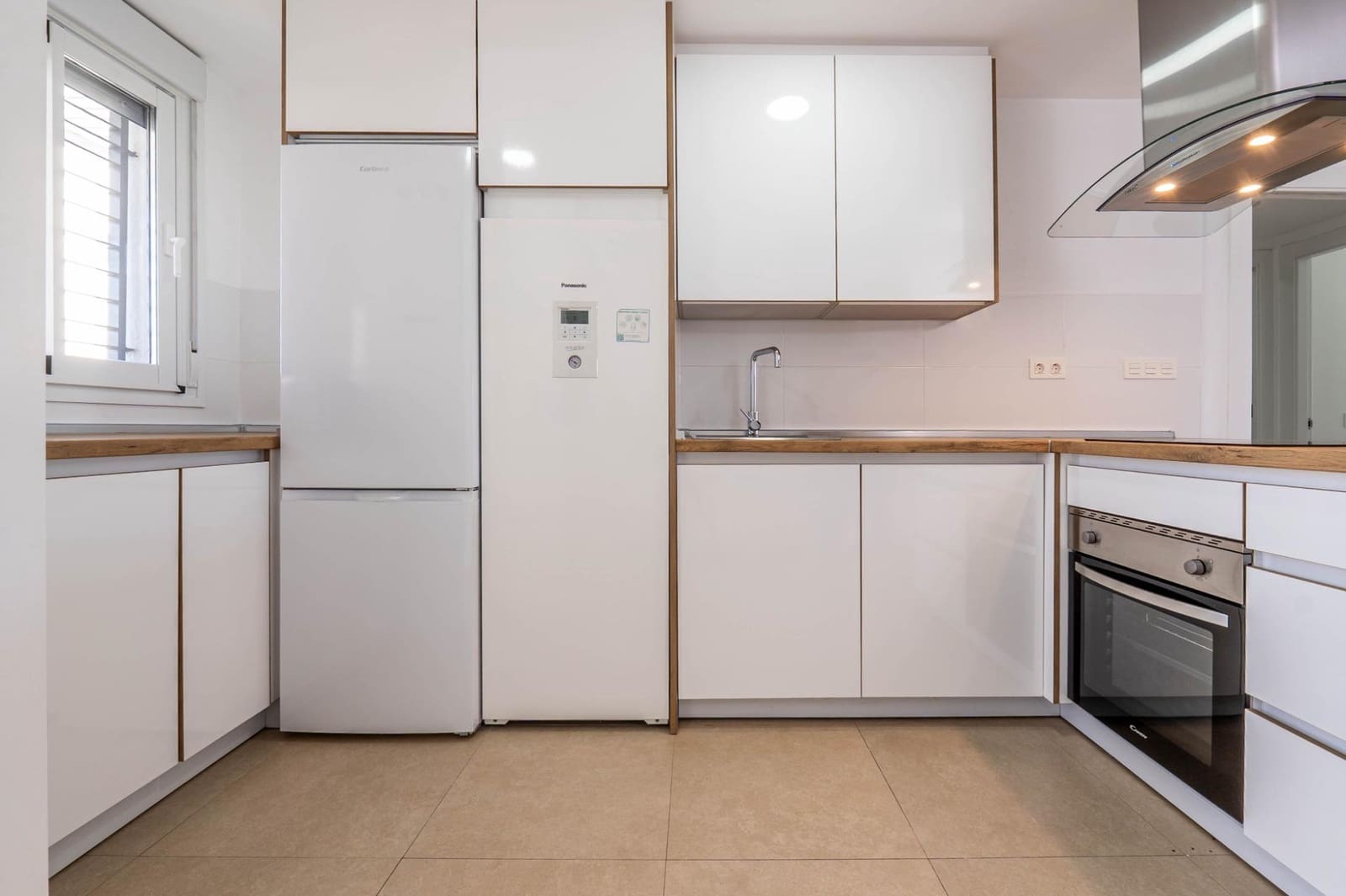 2 slaapkamer Flat te koop in Armilla met zwembad garage - € 350.000 (Ref: 9411083)