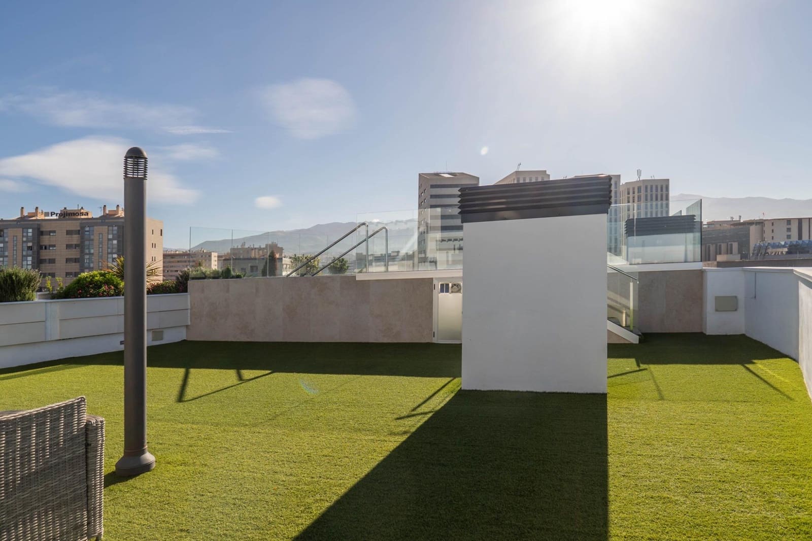 2 slaapkamer Flat te koop in Armilla met zwembad garage - € 350.000 (Ref: 9411083)