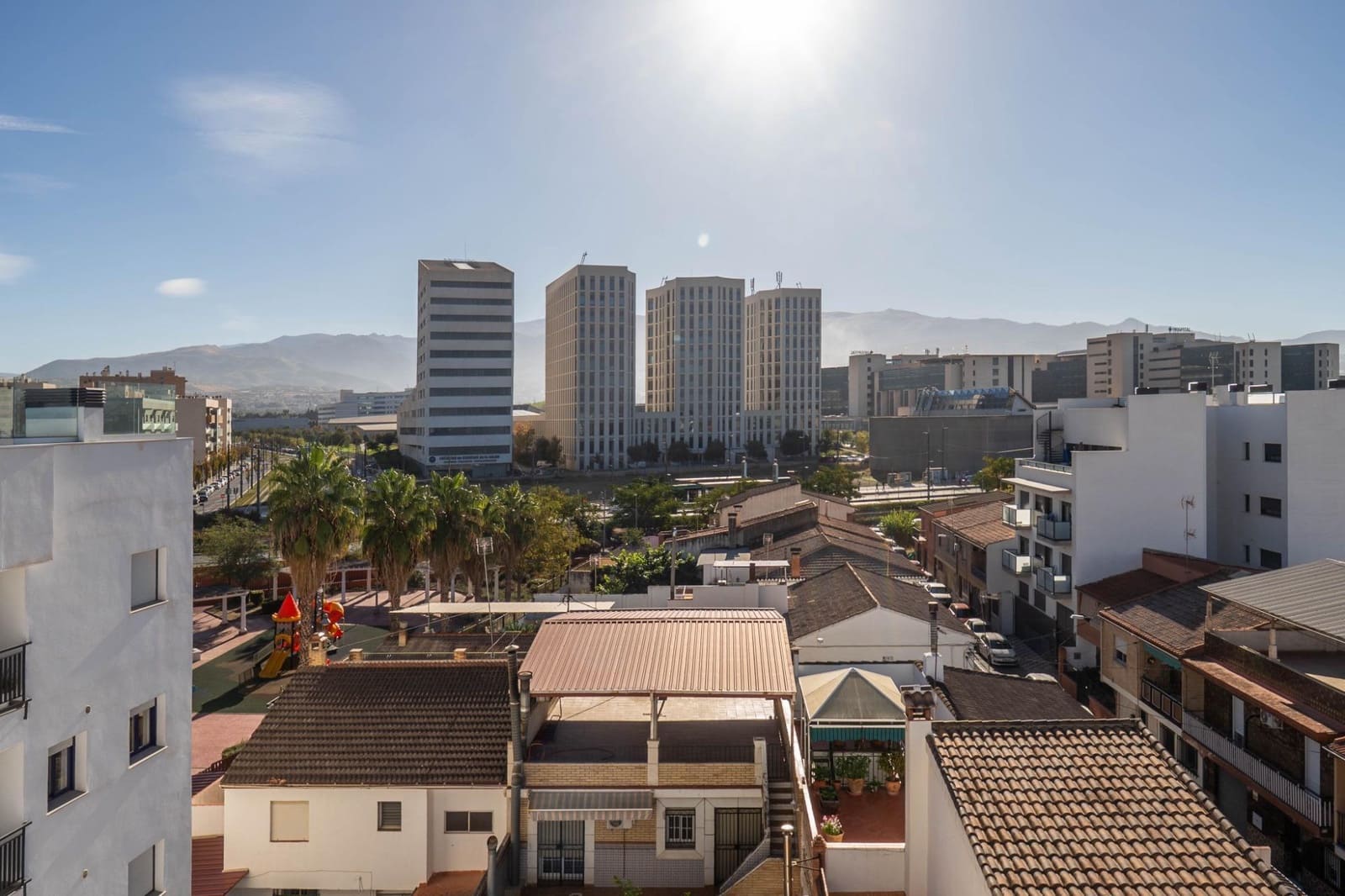 2 slaapkamer Flat te koop in Armilla met zwembad garage - € 350.000 (Ref: 9411083)