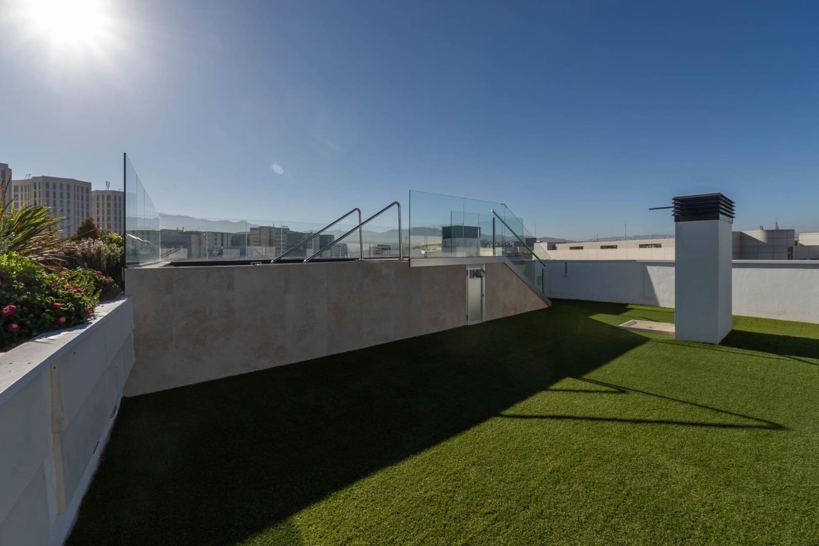 2 slaapkamer Flat te koop in Armilla met zwembad garage - € 350.000 (Ref: 9411083)