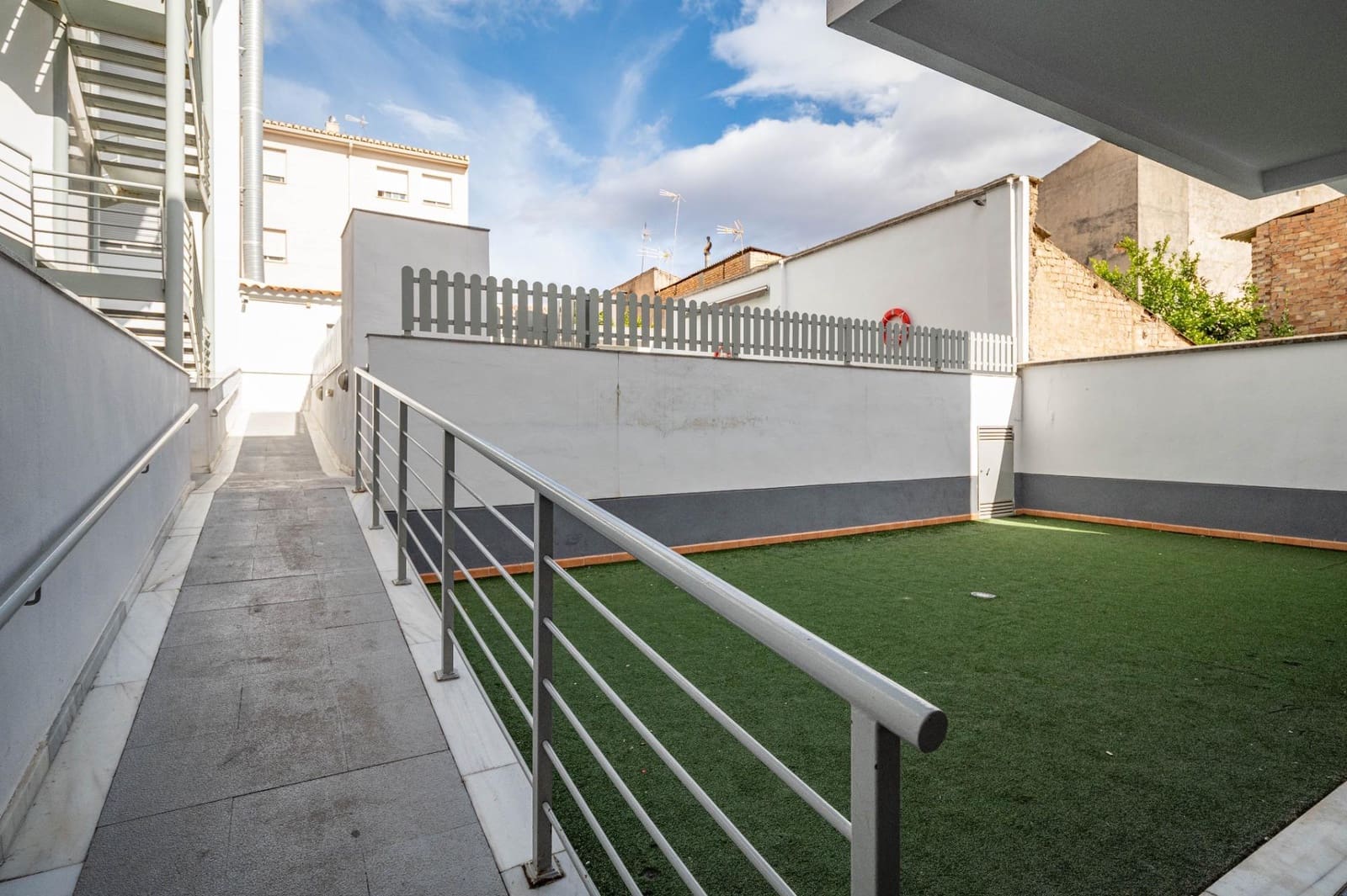 2 soverom Leilighet til salgs i Atarfe med svømmebasseng - € 149 000 (Ref: 9411084)