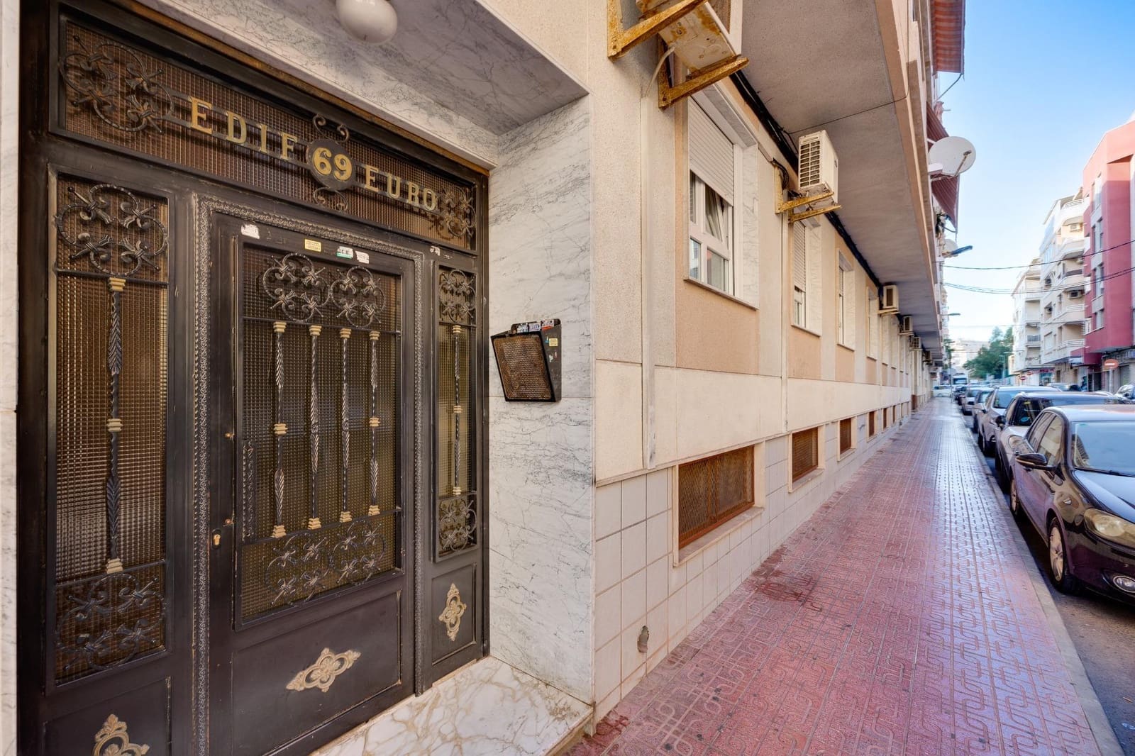 4 quarto Apartamento para venda em Torrevieja com garagem - 199 900 € (Ref: 9411093)