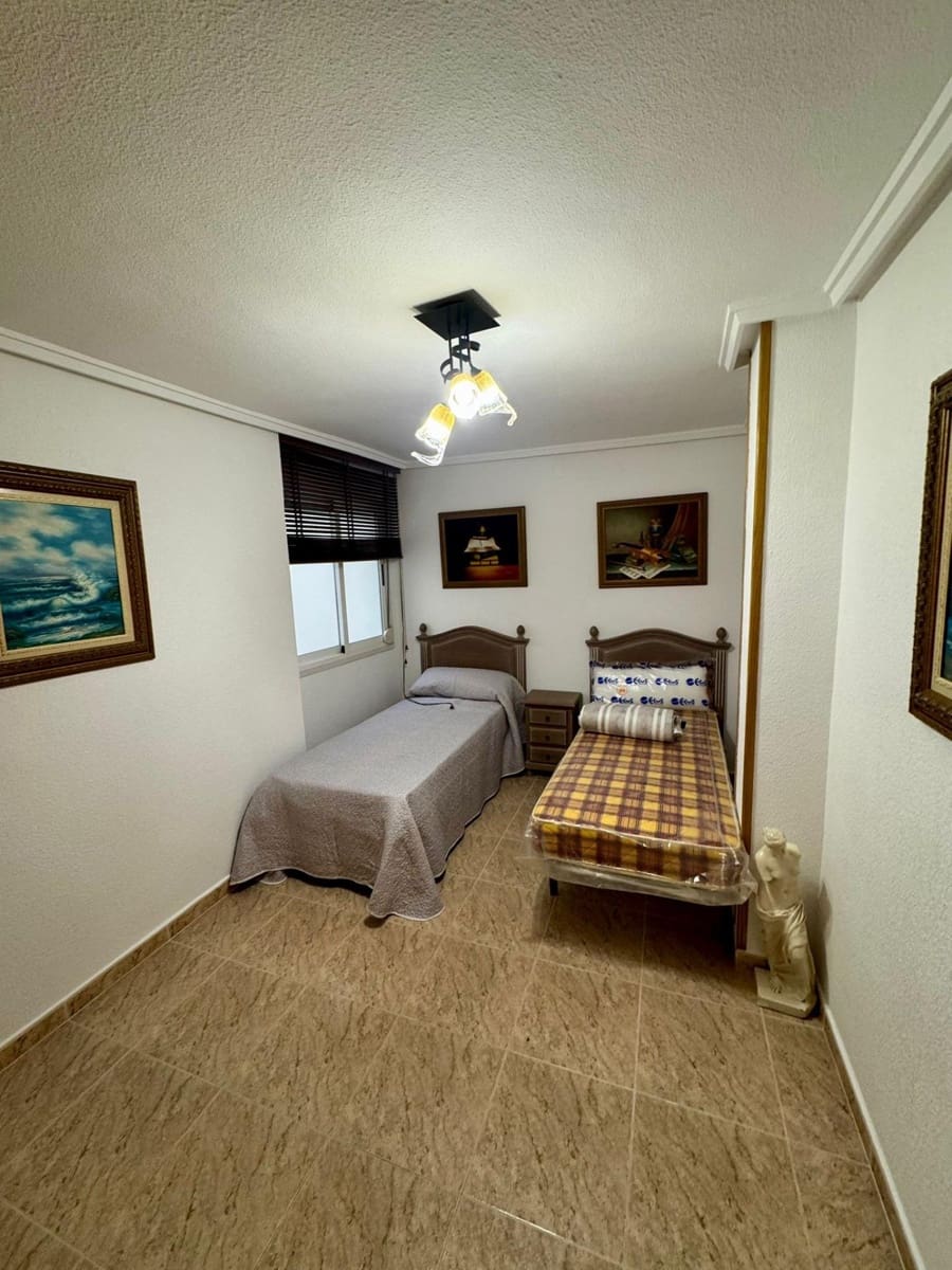 3 sovrum Lägenhet till salu i Torrevieja - 173 000 € (Ref: 9411100)