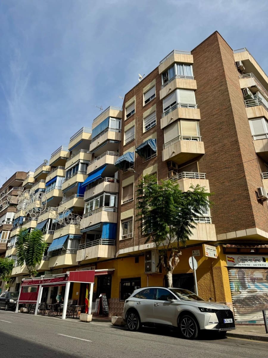 3 sovrum Lägenhet till salu i Torrevieja - 173 000 € (Ref: 9411100)