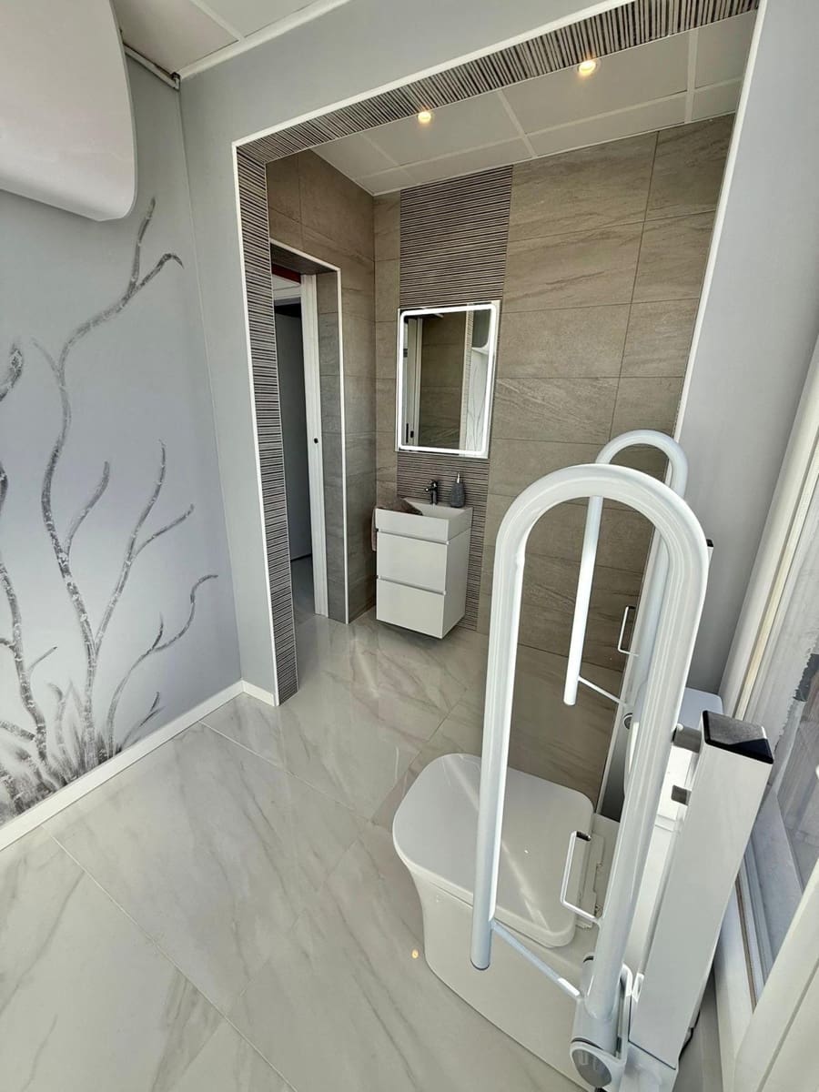 Bedrijf te huur in Lo Pepin - € 3.200 (Ref: 9411110)