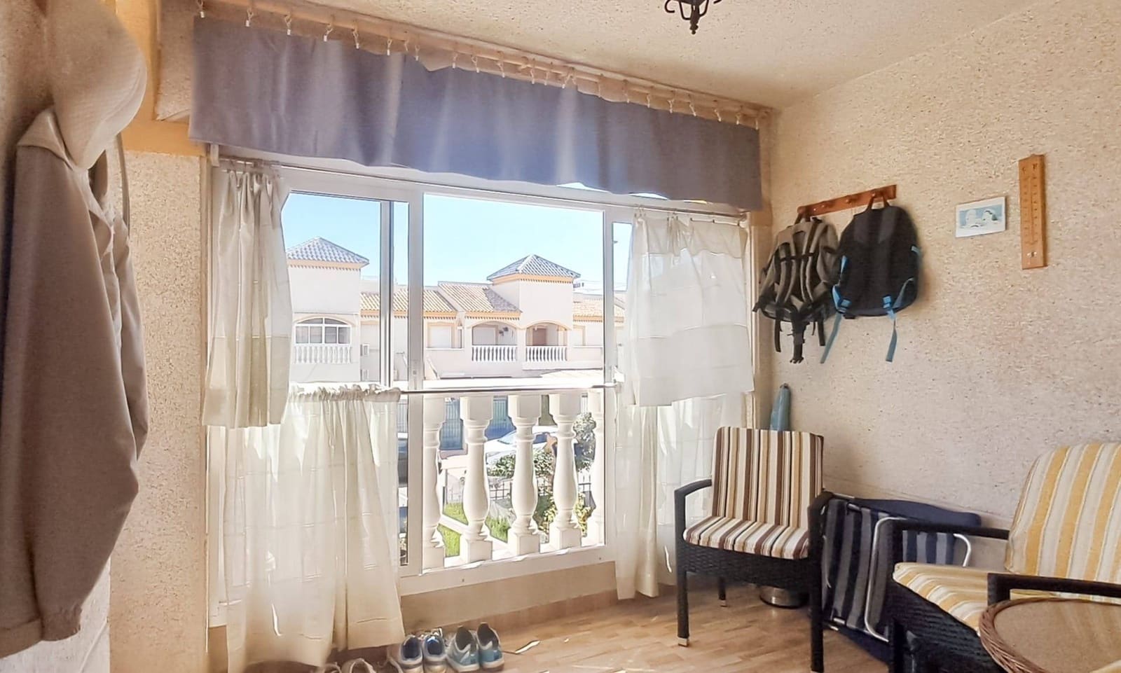 Ático de 2 habitaciones en Torrevieja en venta con piscina - 139.000 € (Ref: 9411111)