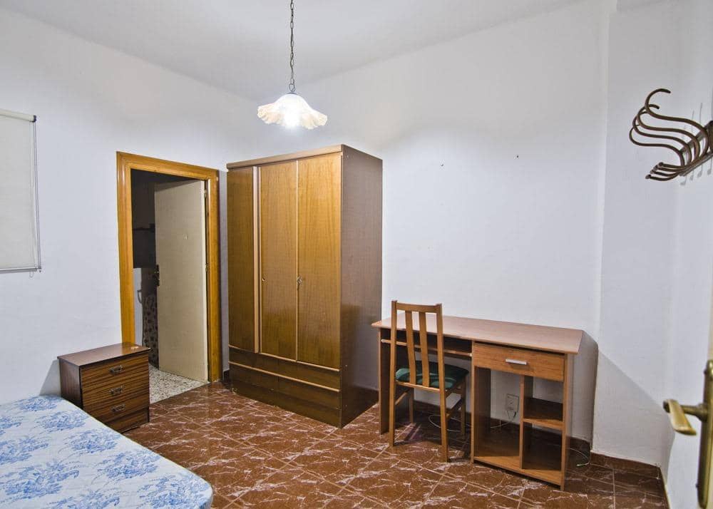 3 makuuhuone Rivitalo myytävänä paikassa Motril - 155 000 € (Ref: 9419890)