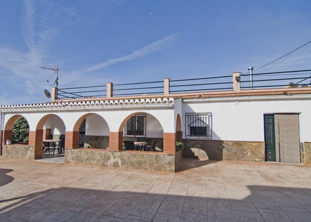 3 makuuhuone Maalaistalo myytävänä paikassa Motril - 1 100 000 € (Ref: 9419892)