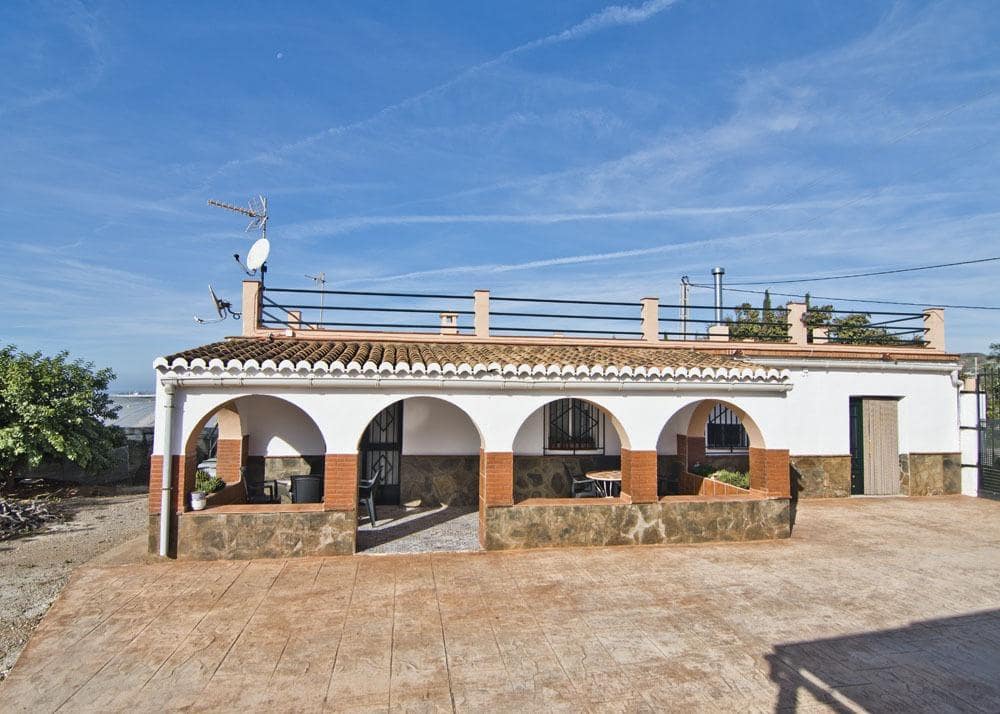 3 makuuhuone Maalaistalo myytävänä paikassa Motril - 1 100 000 € (Ref: 9419892)