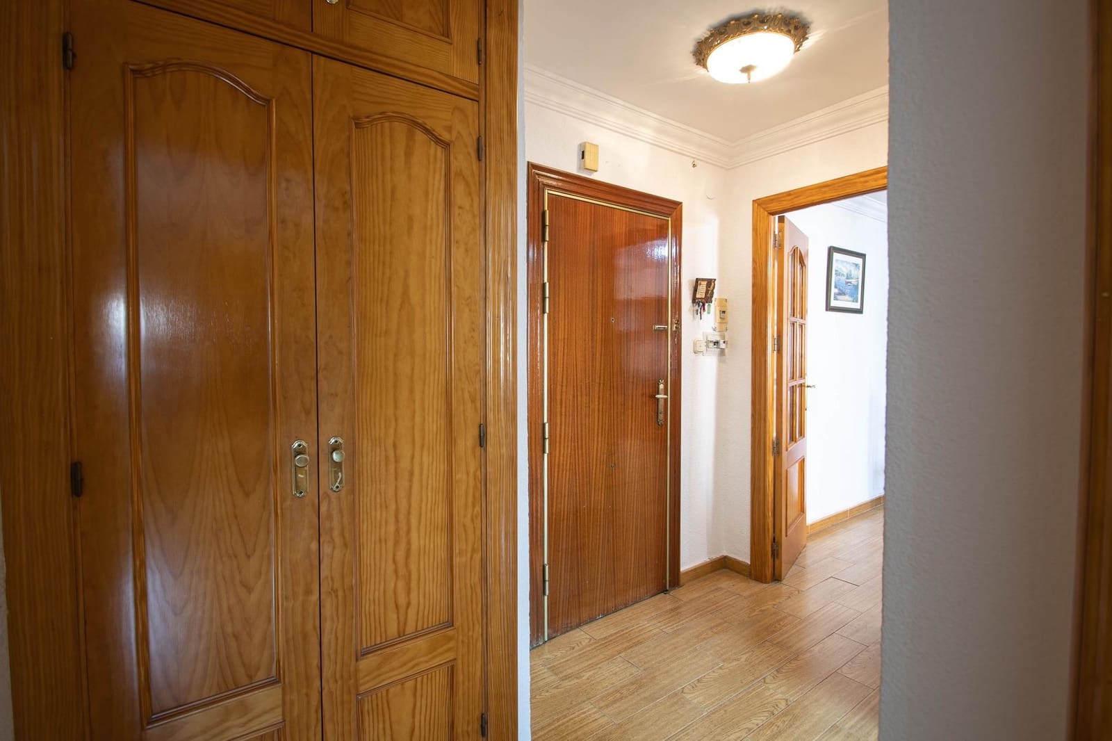 3 soveværelse Lejlighed til salg i Granada by med garage - € 240.000 (Ref: 9431590)