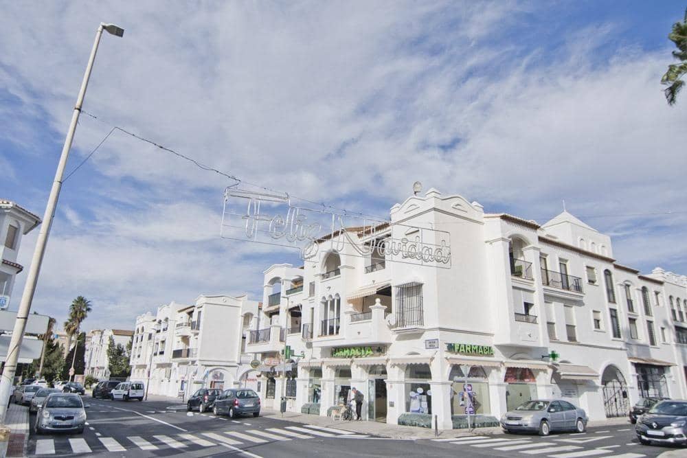 2 soveværelse Lejlighed til salg i Motril med swimmingpool garage - € 235.000 (Ref: 9446464)