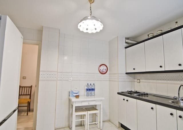 Piso de 2 habitaciones en Motril en venta con piscina garaje - 235.000 € (Ref: 9446464)