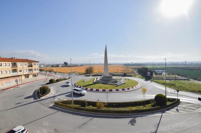 3 bedroom Apartment for sale in Atarfe with garage - € 189,500 (Ref: 9497513)